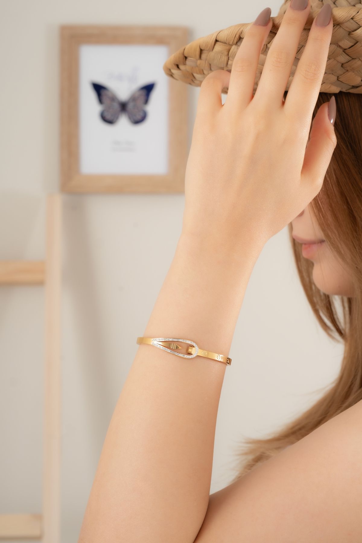 Finesa Jewelry Kadın Altın Sarısı Damla Form Taş Detaylı Şık Bileklik
