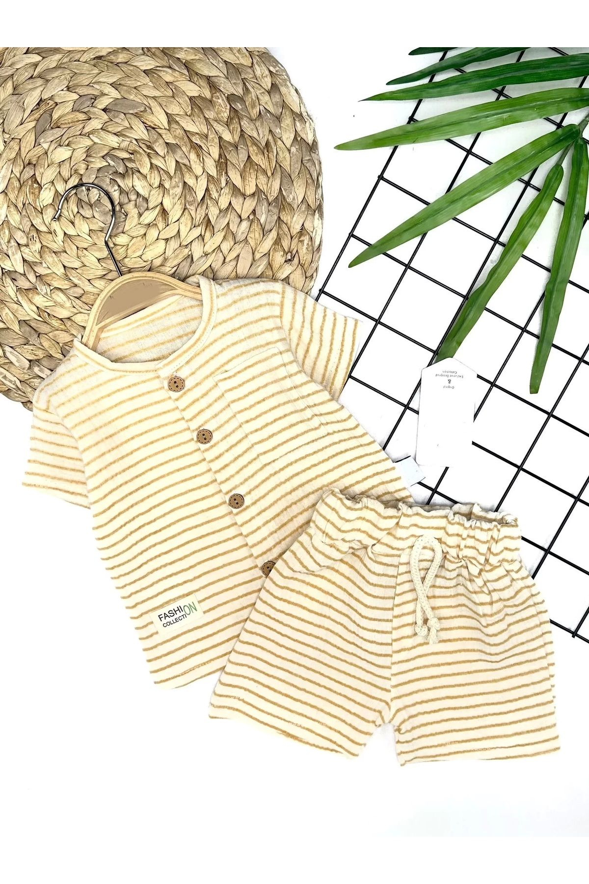 Dilara Boutique 9-12-18-24 Ay Düğme Detaylı Çizgili Müslin Kumaş Yazlık 2li Erkek Bebek Takımı