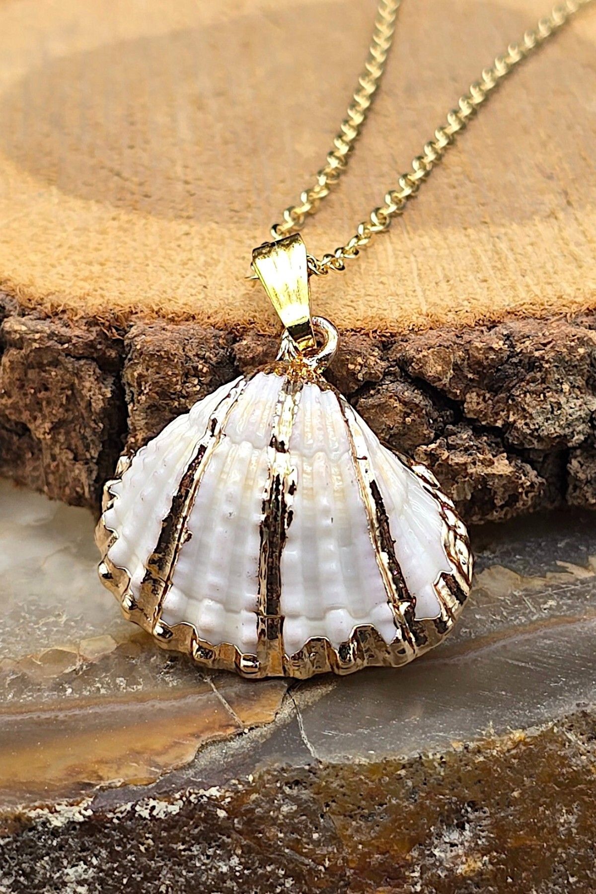 NBS Beautiful Naturel Stones Deniz Kabuğu El İşçiliği Kolye ( Kaplama Zincir ) Kadın Trend Kolye Tasarım