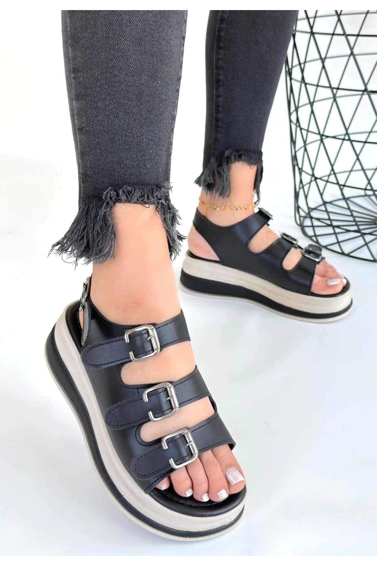 ufukmoda Jatay Siyah Cilt Sandalet