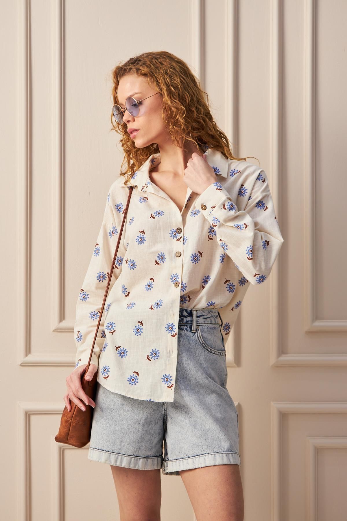 MODA Vintage Çiçek Nakışlı Ekru Gömlek Mavi Çiçekli