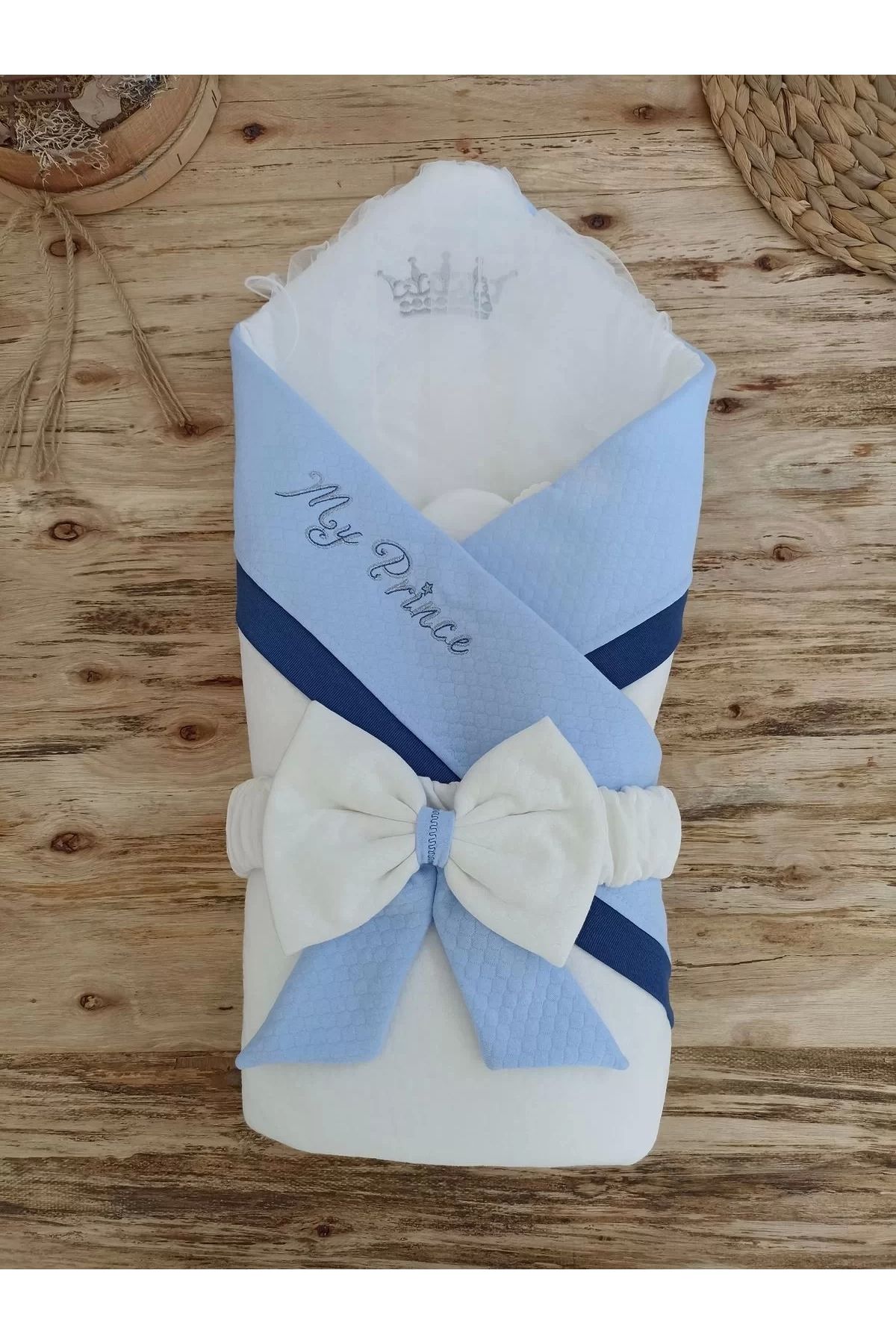 Moda Şahsenem Yenidoğan Bal Peteği My Prince Taç Nakışlı Delüks Kundak Bebek Battaniyesi Mavi