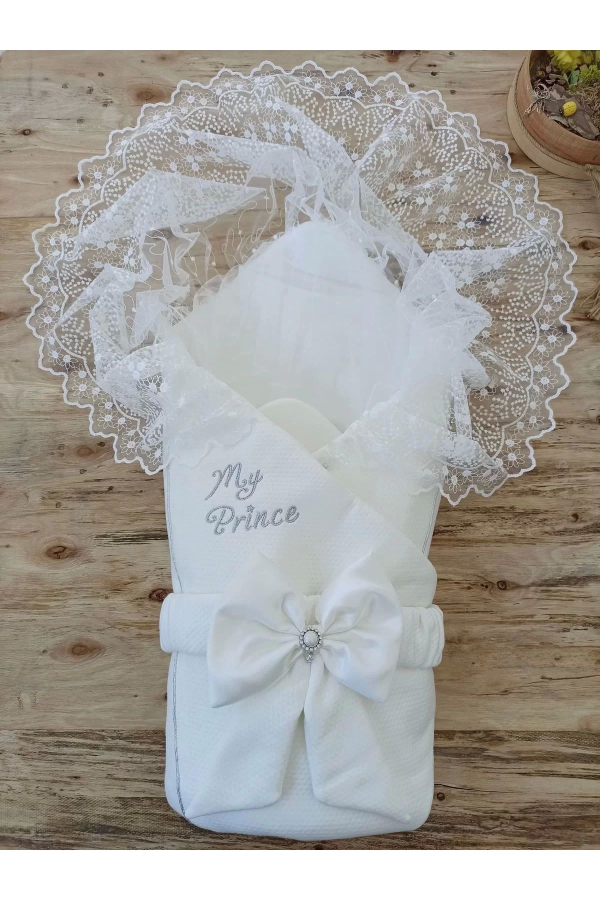 Moda Şahsenem Yenidoğan Sahra My Prince Nakışlı Lüks Kundak Bebek Battaniyesi Ekru