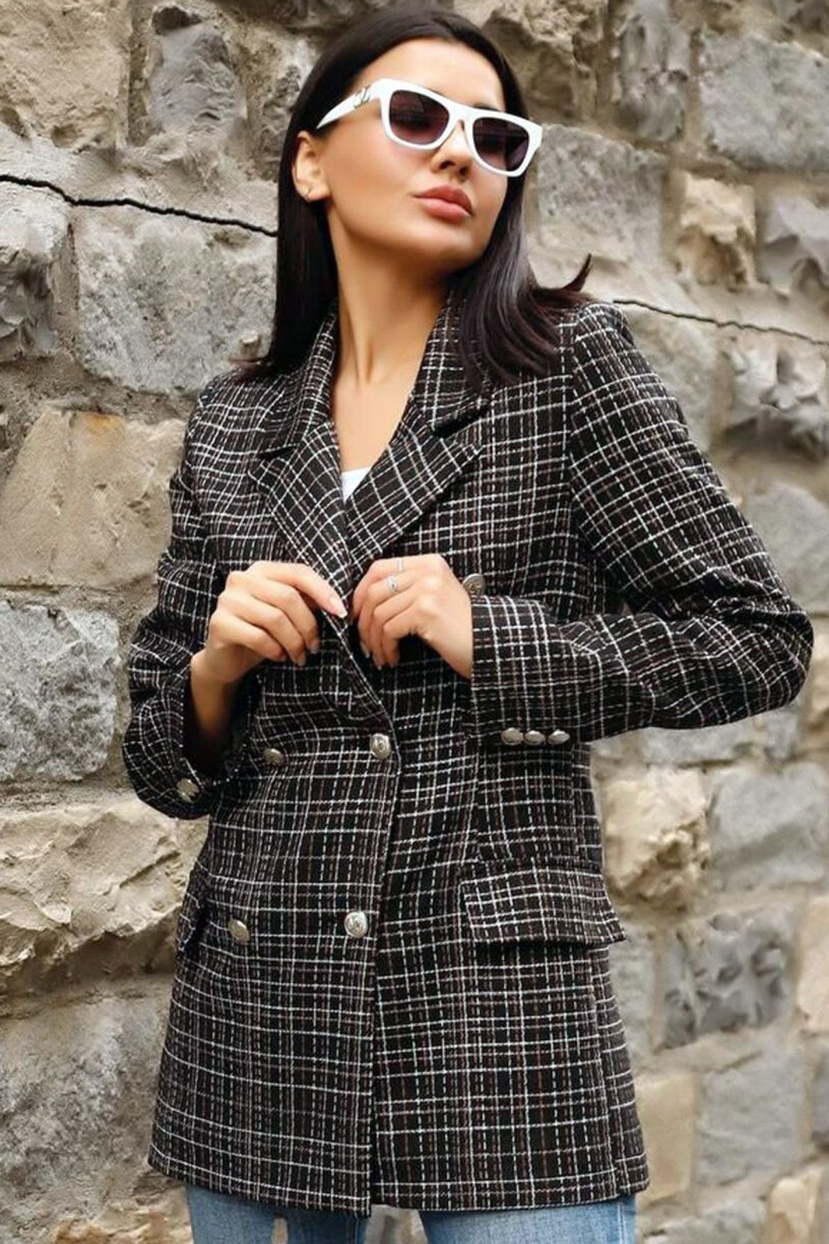 CoolLook Ceket Yakalı Uzun Kollu 6 Düğme Kapamalı Rahat Kesim Vatkalı Günlük Şanel Blazer Ceket
