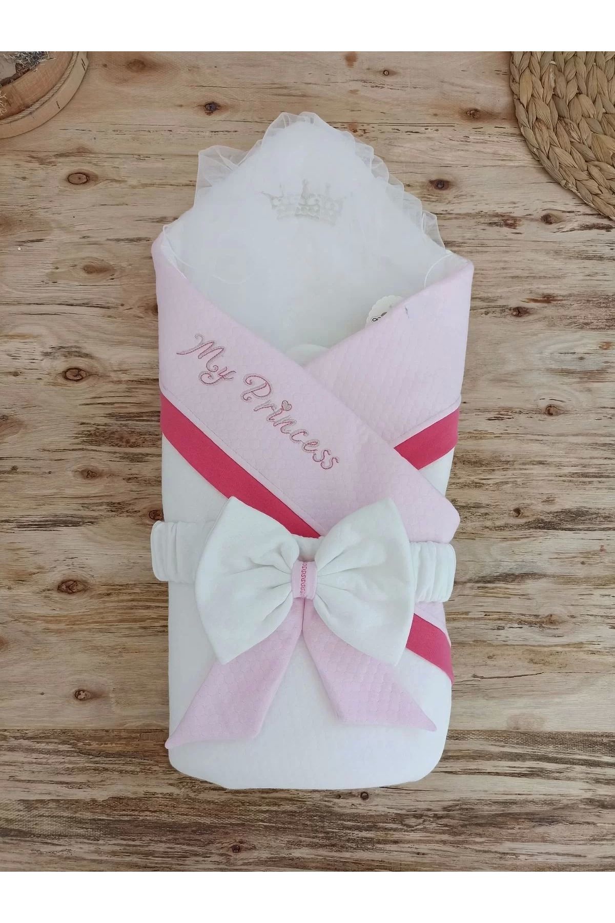 Moda Şahsenem Yenidoğan Bal Peteği My Prince Taç Nakışlı Delüks Kundak Bebek Battaniyesi Pembe