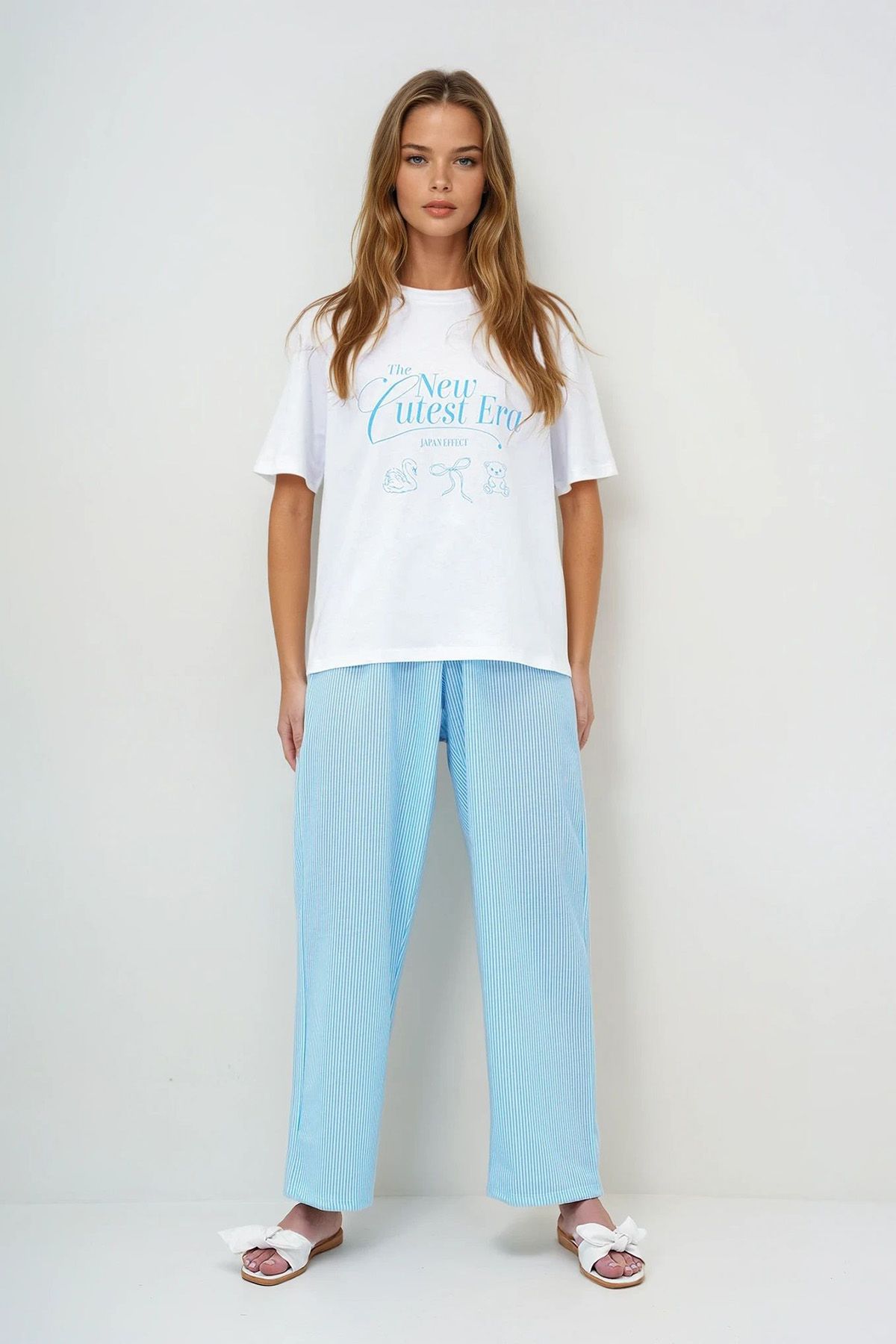 VAGGON Kadın Mavi Yazı Baskılı Basic T-shirt Ve Çizgili Pantolonlu Örme Pijama Takımı Pjmx13920