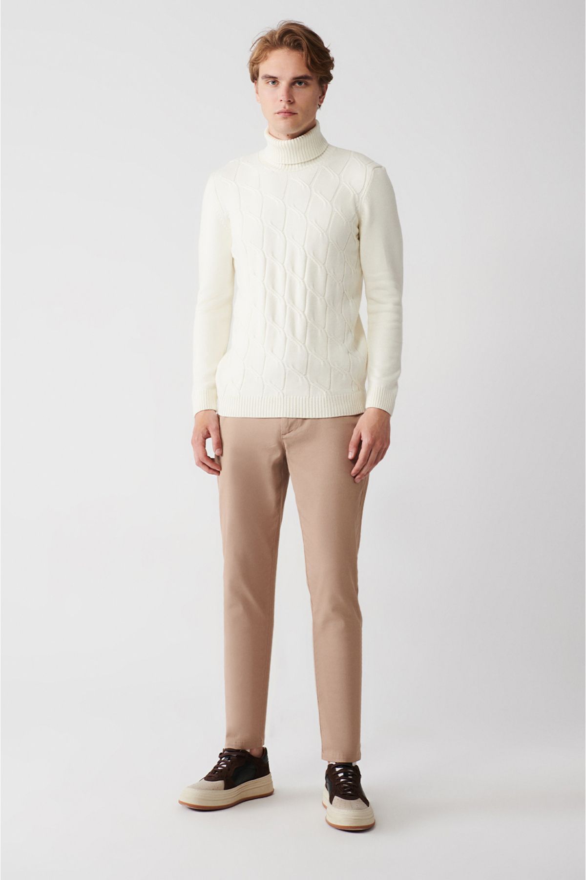 Avva-Herren-Strickpullover in Ecru mit Rollkragenpullover und weichem Knopf A32y5117 6