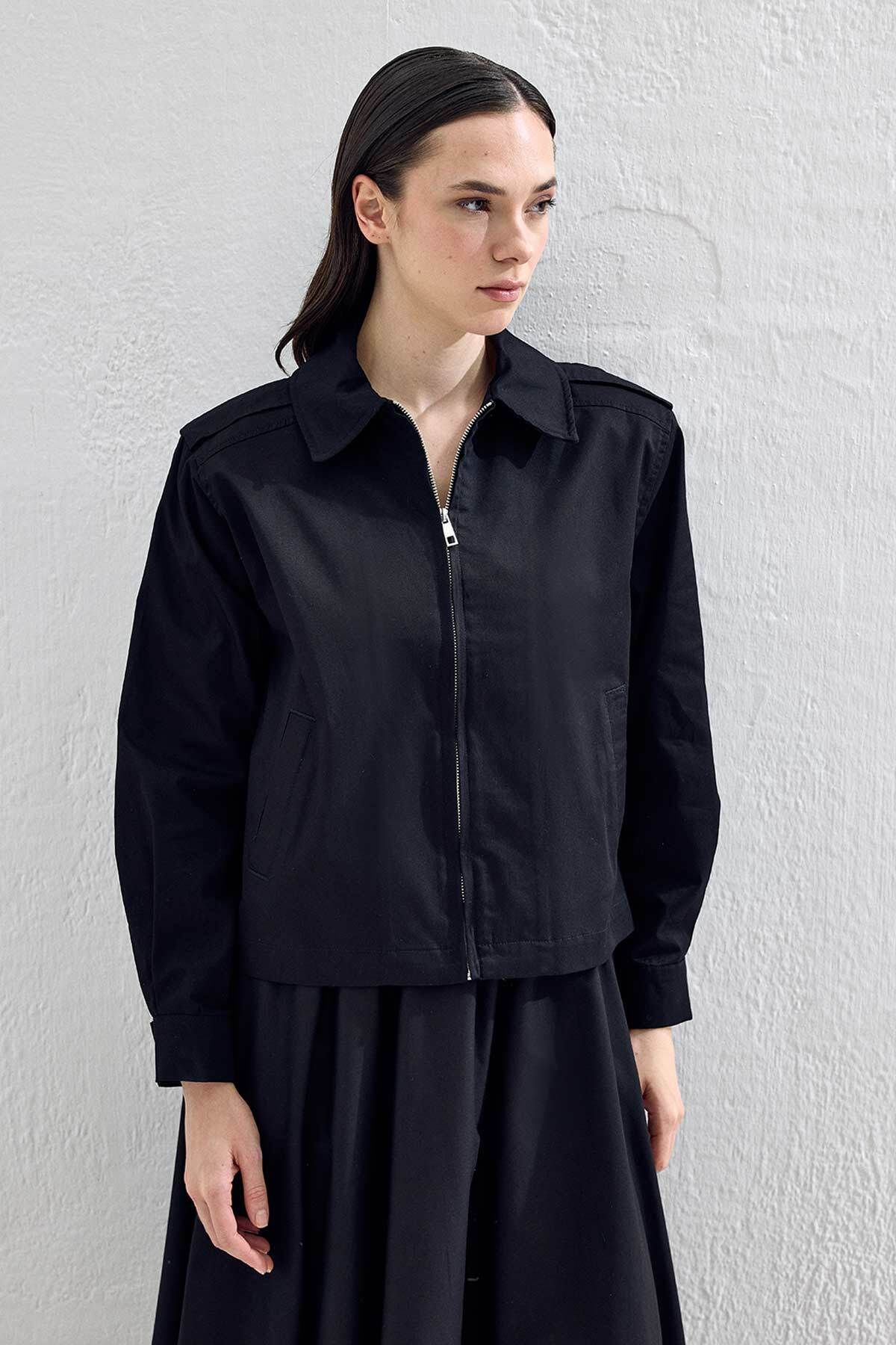Hooopstore Kısa Gabardin Siyah Ceket
