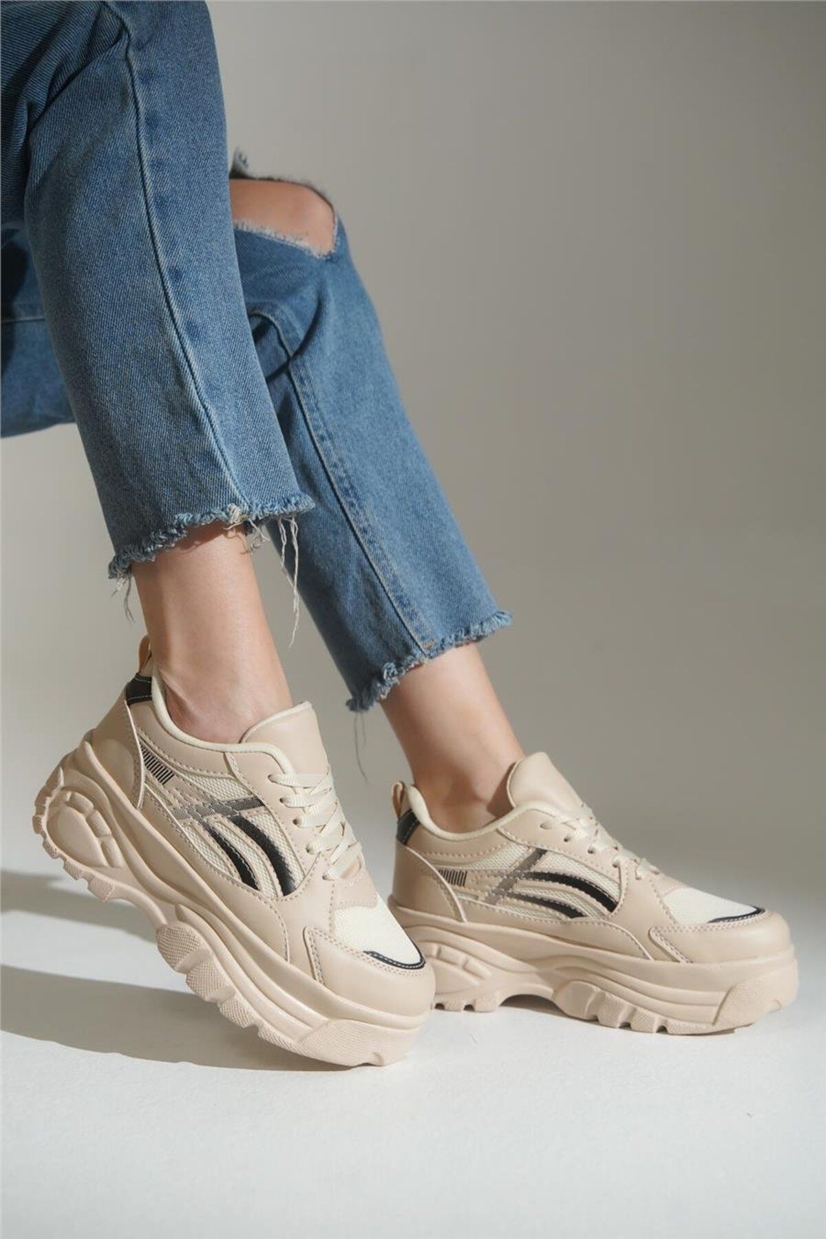 lovitto Yüksek Taban Bağcıklı Spor Sneaker