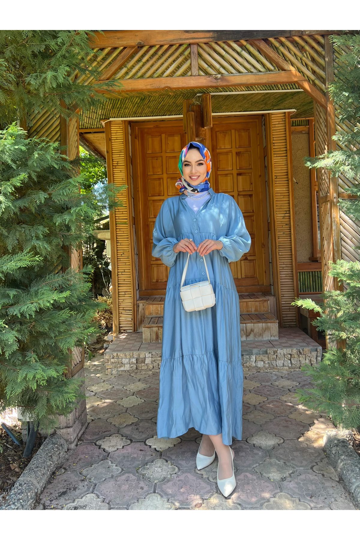 MODA 42 YARIYA KADAR DÜĞMELİ ELBİSE