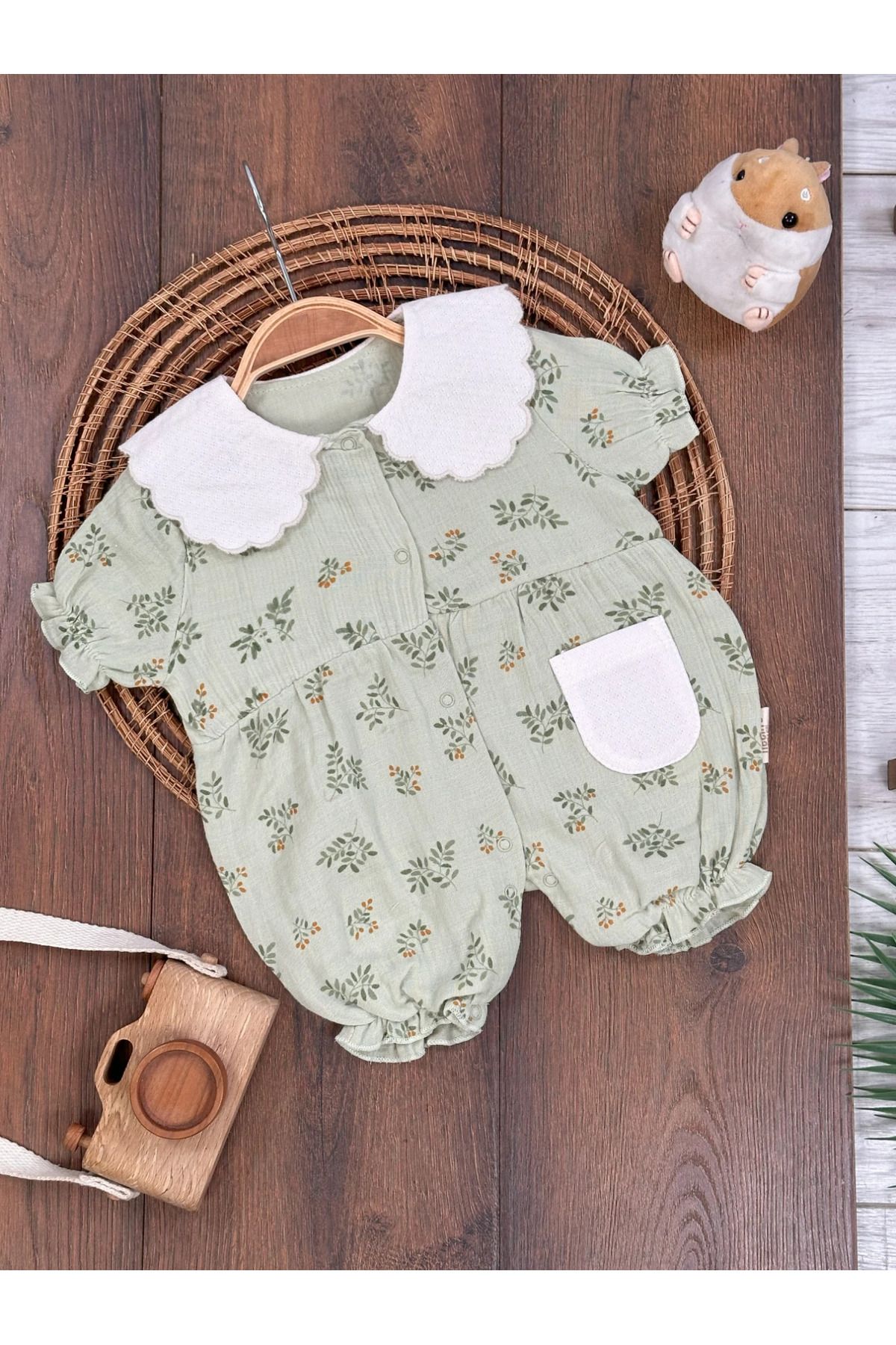 tiwitibaby Müslin Çiçek Desenli Yaka Güpürlü Alttan Çıtçıtlı Yazlık Kız Bebek Tulum