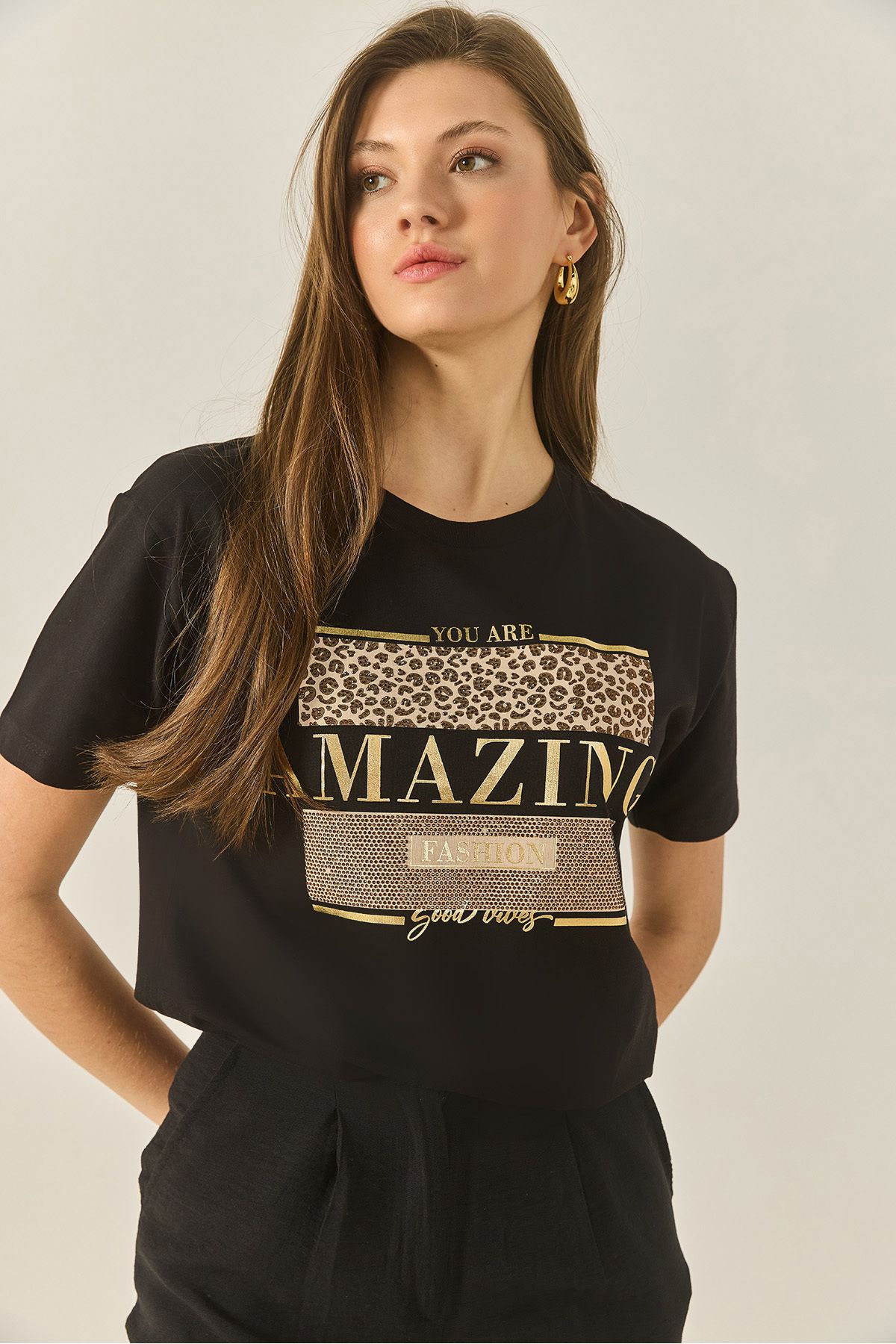 Bianco Lucci Kadın Baskılı Taş Detaylı Normal Kalıp Pamuklu T-Shirt 8136 60283302