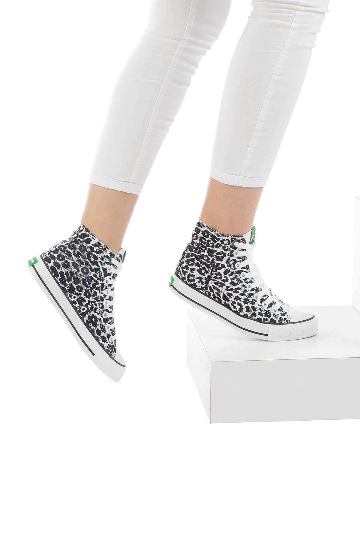 Benetton Kadın Bağcıklı Günlük Spor Ayakkabı Leopar Sneaker Beyaz
