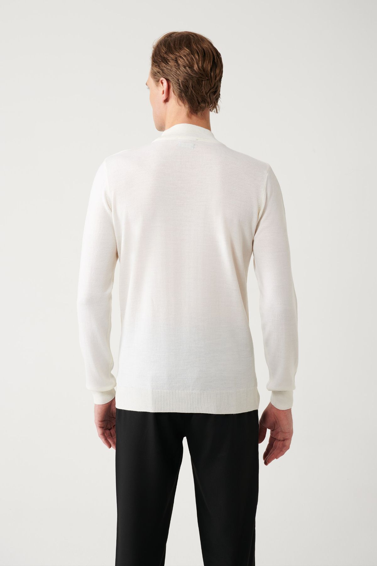Avva-Herren-Strickpullover mit halbem Rollkragenpullover und Wollmischung in Ecru B 005015 4