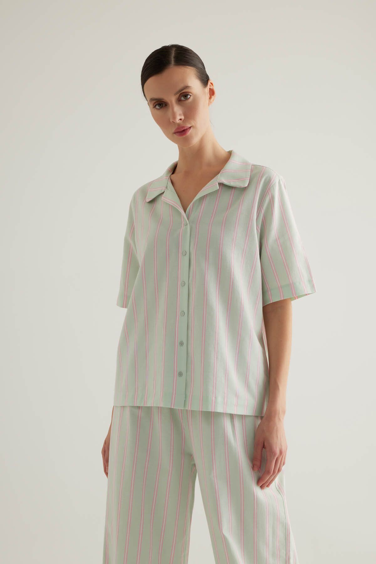 Kadın Dokuma Kısa Kollu Gömlek Pijama Üstü - 2