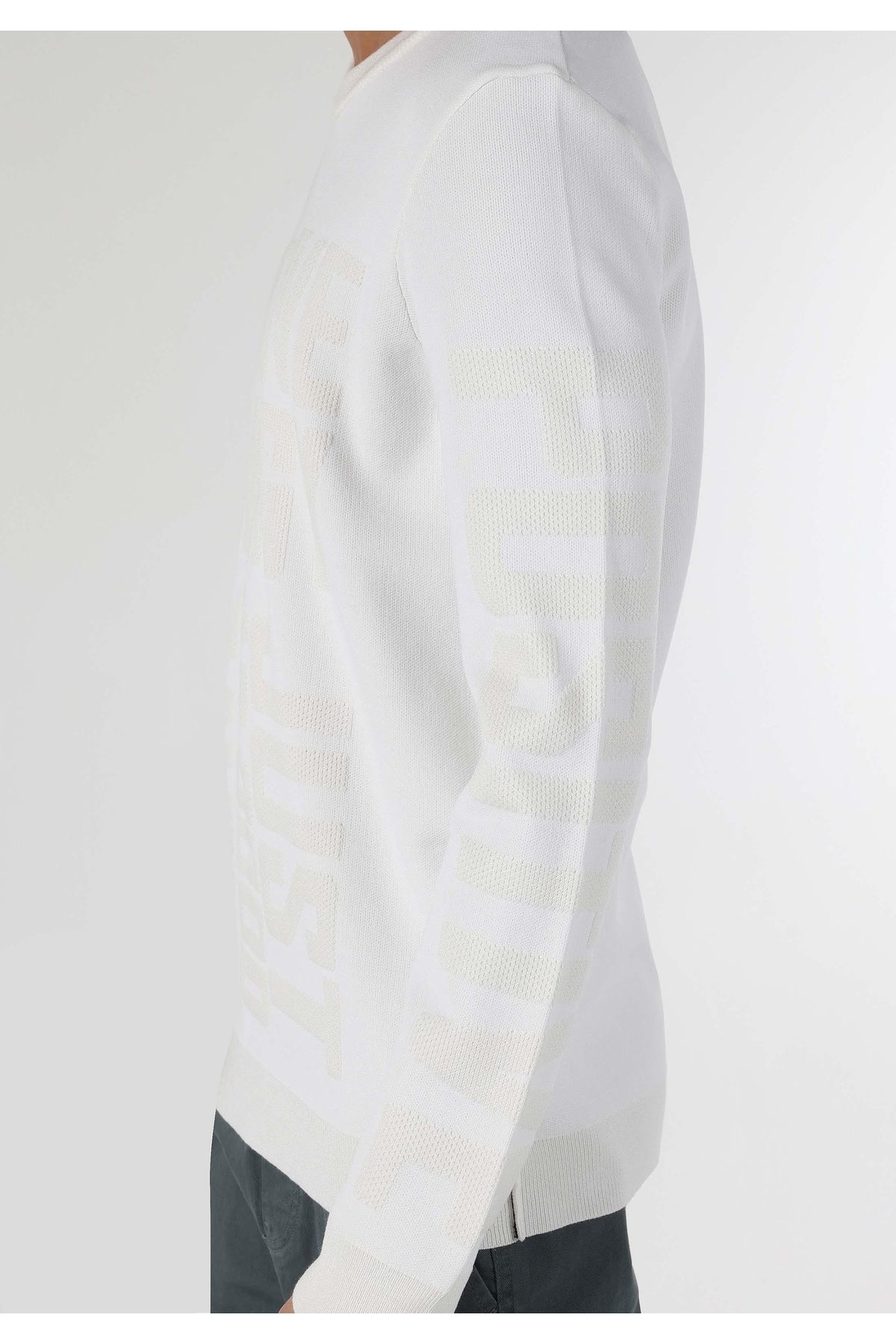 Colin's-Regular Fit Round Neck Jacquard Men's White Sweater 6