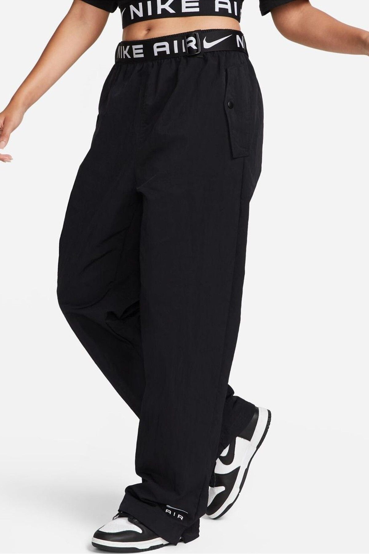 Nike Air High Rise Loose Fit Woven Cargo Pant Kadın Bol Kesim Yüksek Bel Dokuma Kemerli Eşofman Altı