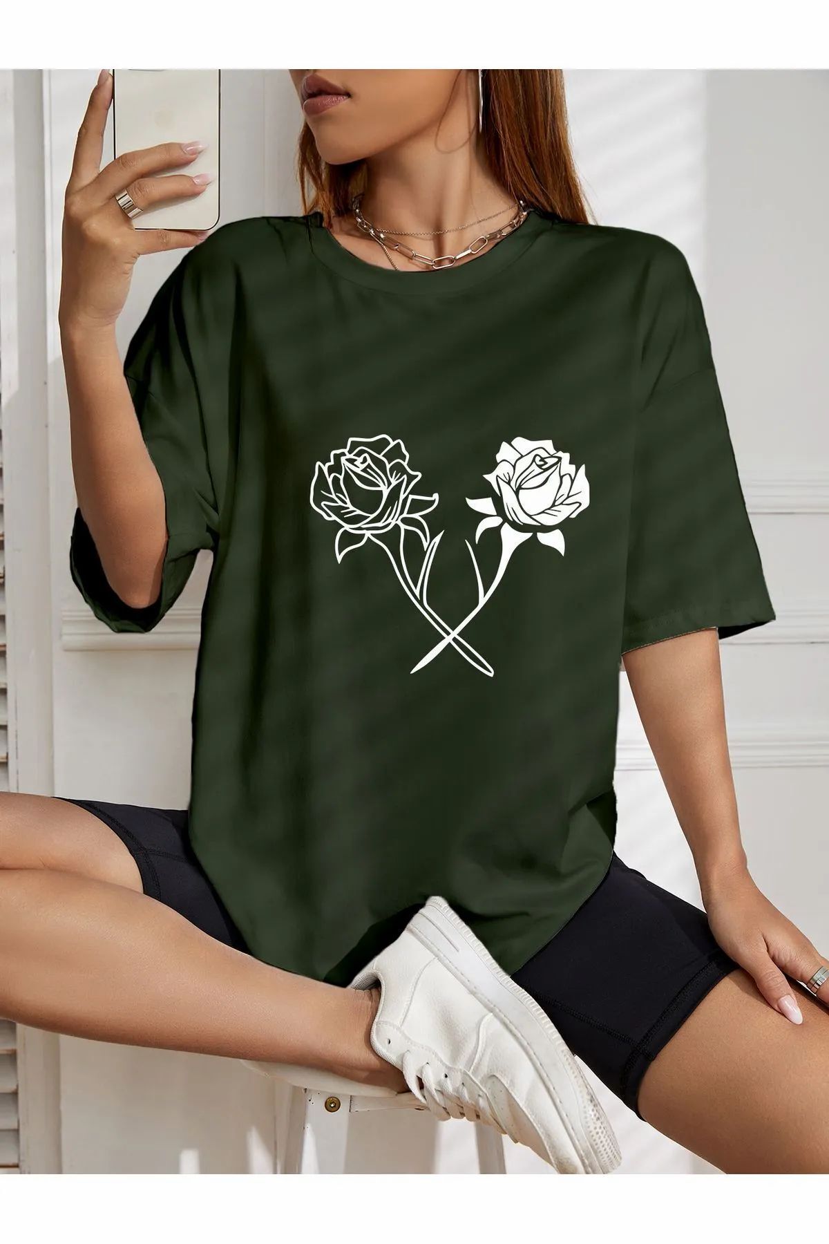 ship master oversize beyaz siyah çiçek baskılı T-shirt