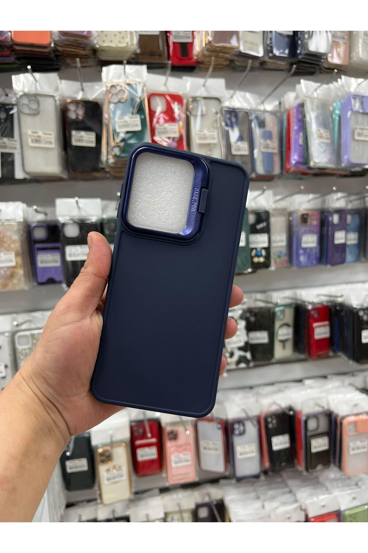 TECNOTREND XİAOMİ REDMİ 13 Stand Olabilen Tuşu Kolay Basmalı Lansman Kılıf