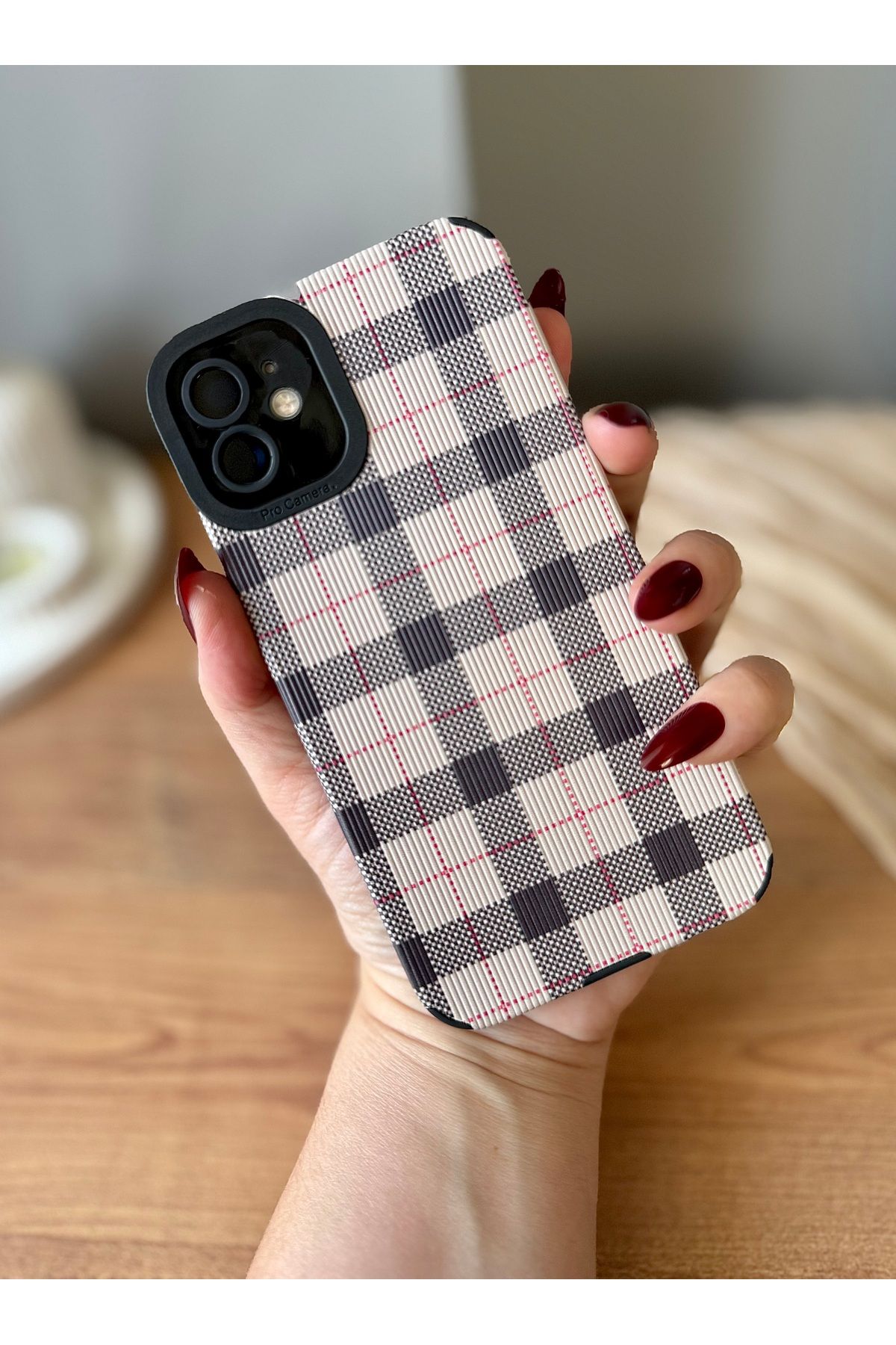 MirazTasarim IPHONE 11 SİYAH EKOSE DESENLİ KILIF