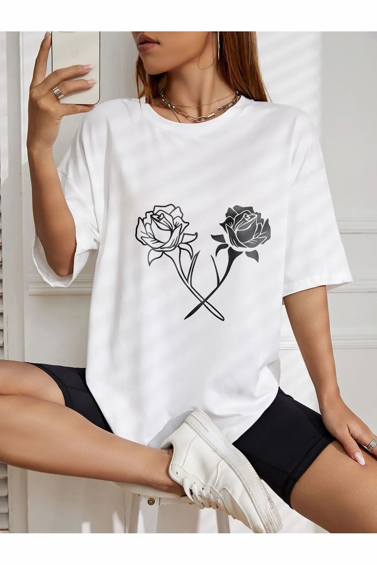 ship master oversize beyaz siyah çiçek baskılı T-shirt