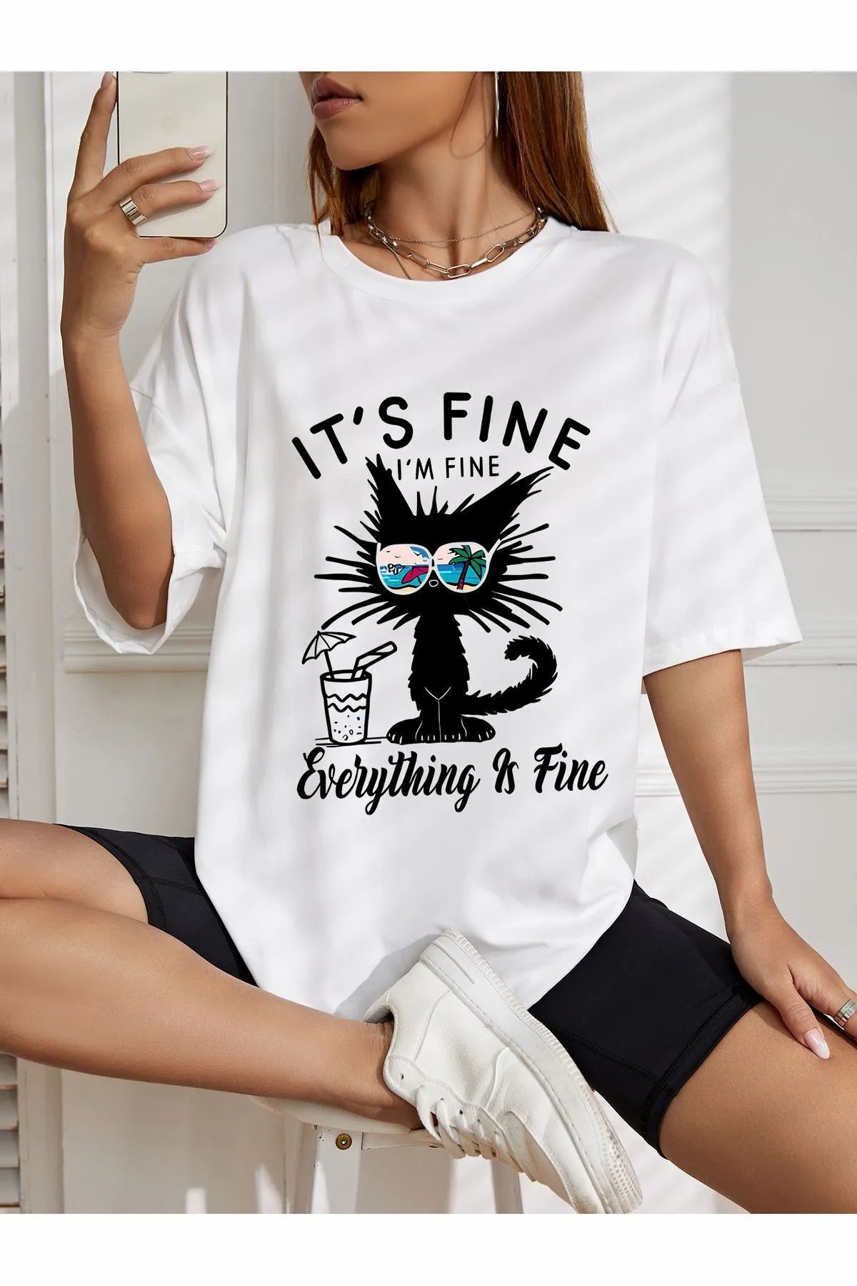 ship master oversize IT'S Fine (kedi) baskılı T-shirt