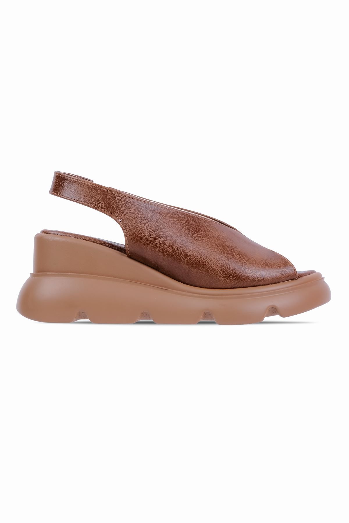Lal Shoes & Bags Korpe Kadın Lastik Detaylı Yüksek Taban Sandalet-Taba