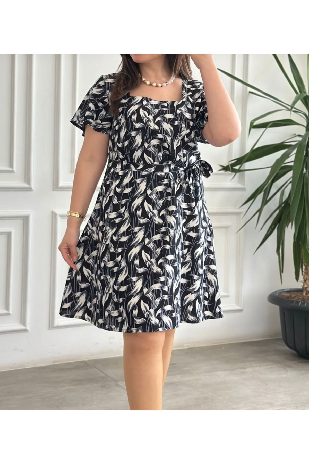 fatma keskin linna butik Kadın Desenli Kare Yaka Viskon Elbise
