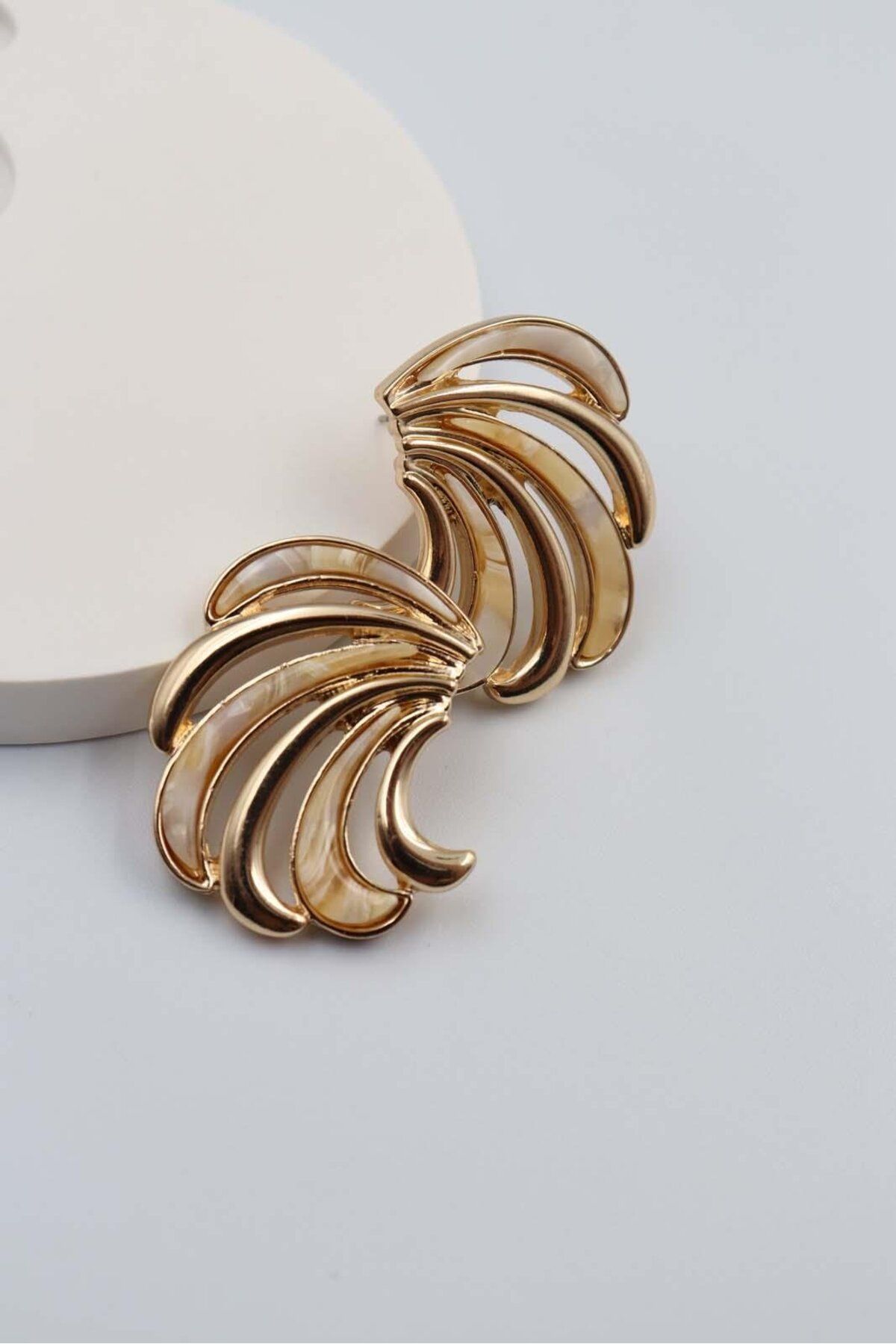 BY CANSU ACCESSORİES Trieste Gold Küpe