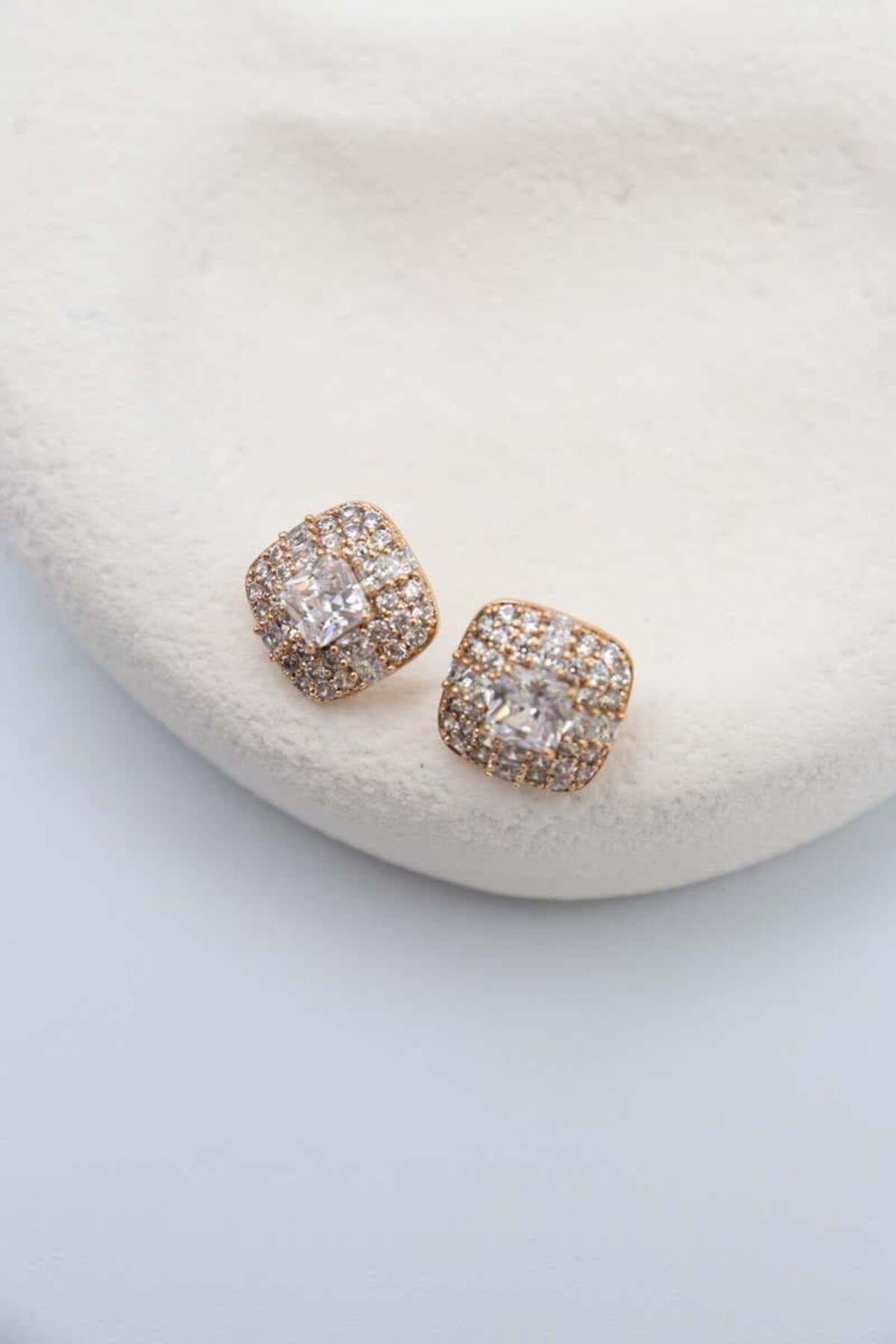 BY CANSU ACCESSORİES Donni Gold Küpe