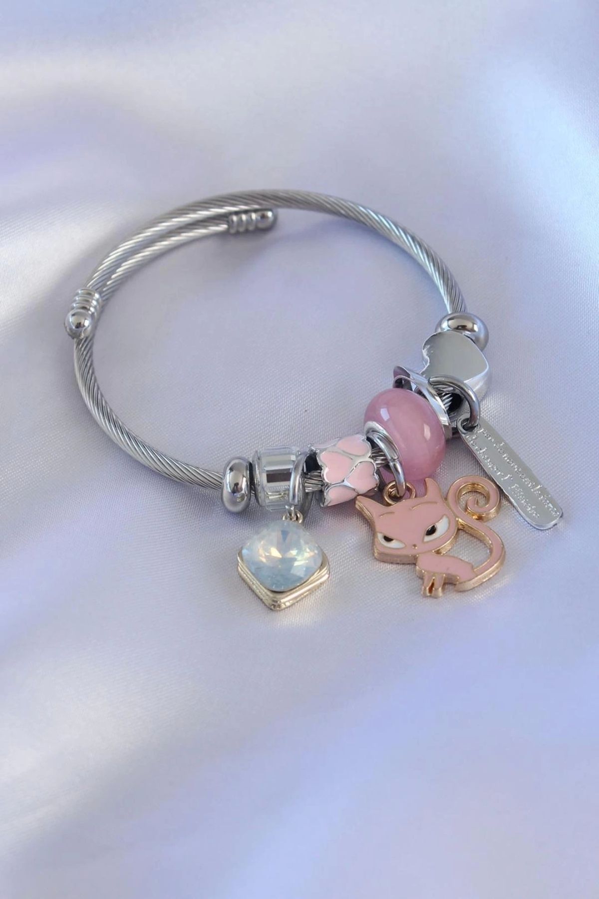 TakıDolabı Gümüş Pembe Renk Kedi Figür Zirkon Taşlı Charm Kadın Bileklik