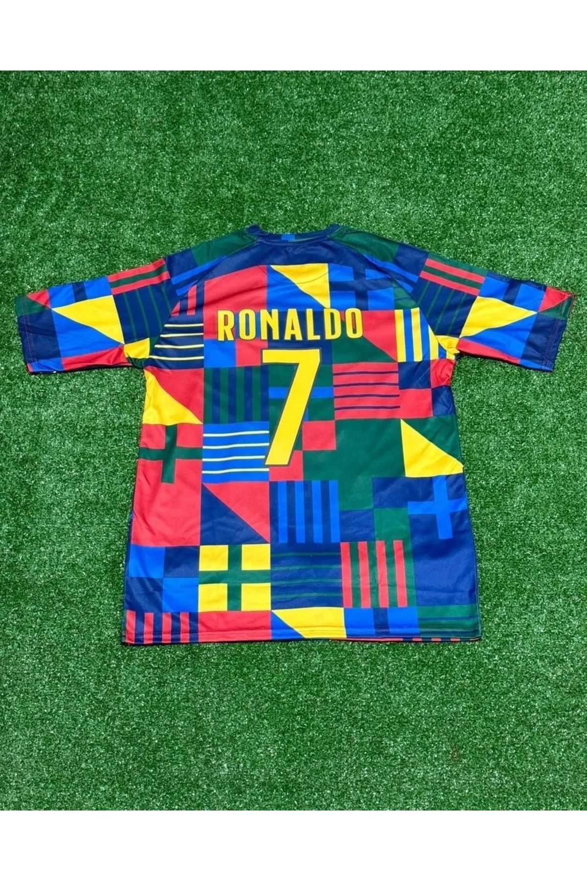 jabuka Portekiz 2022/23 Sezonu Cristiano Ronaldo Özel Konsept Forması (MİX)