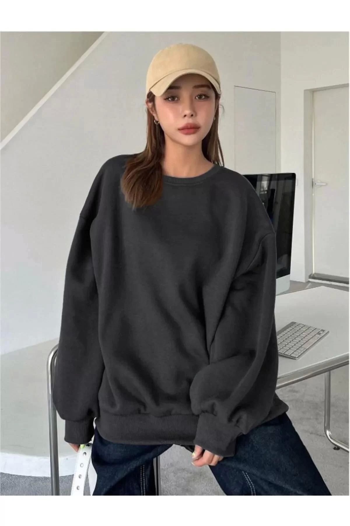 MODA Kadın Düz Bisiklet Yaka Sweat - Siyah
