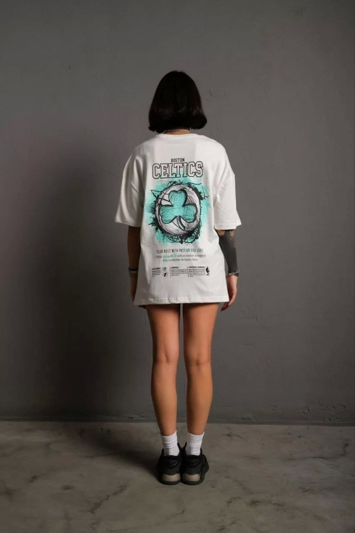 MODA Kadın Sırt Baskılı T-shirt - Beyaz