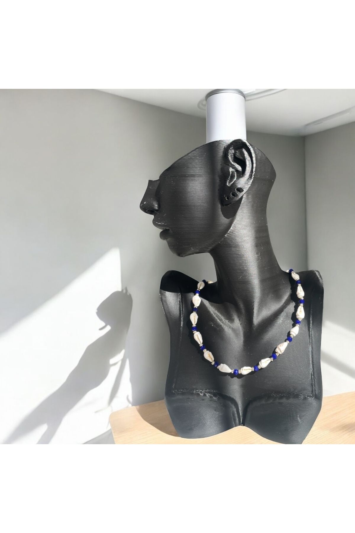 IDORIA Deniz Kabuklu ve Doğal Taşlı Kolye