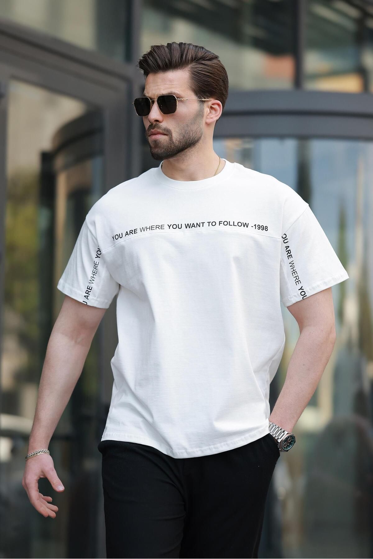 Madmext Beyaz Bisiklet Yaka Baskılı Basic Tişört E7156