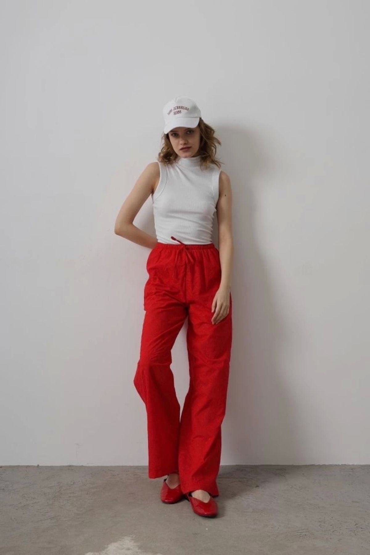 nedo7 Beli Bağlamalı Brode Pantolon - Kırmızı