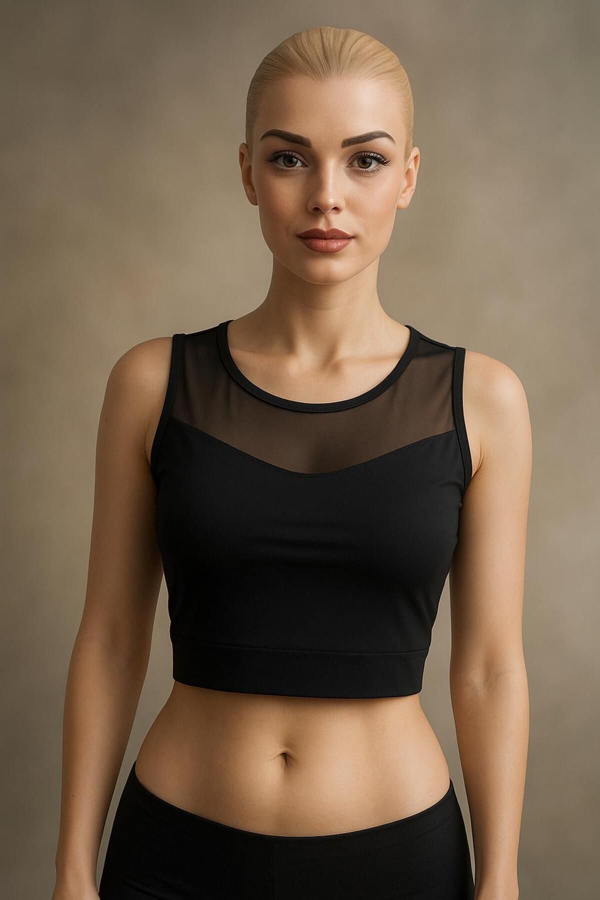 Butik transparan detaylı sporcu atlet