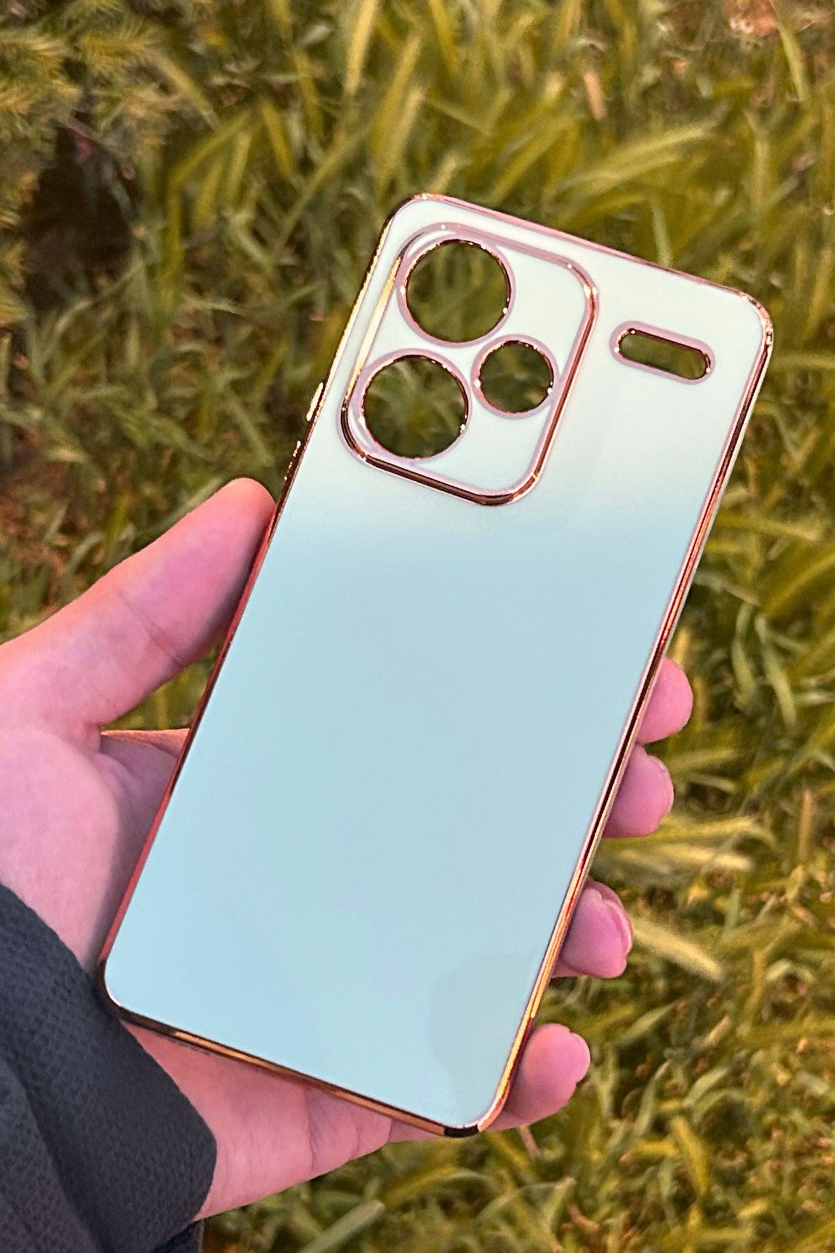 CEPSTOK Xiaomi Redmi Note 13 Pro Plus 5G Kılıf Kenar Detaylı Yumuşak Parlak Silikon