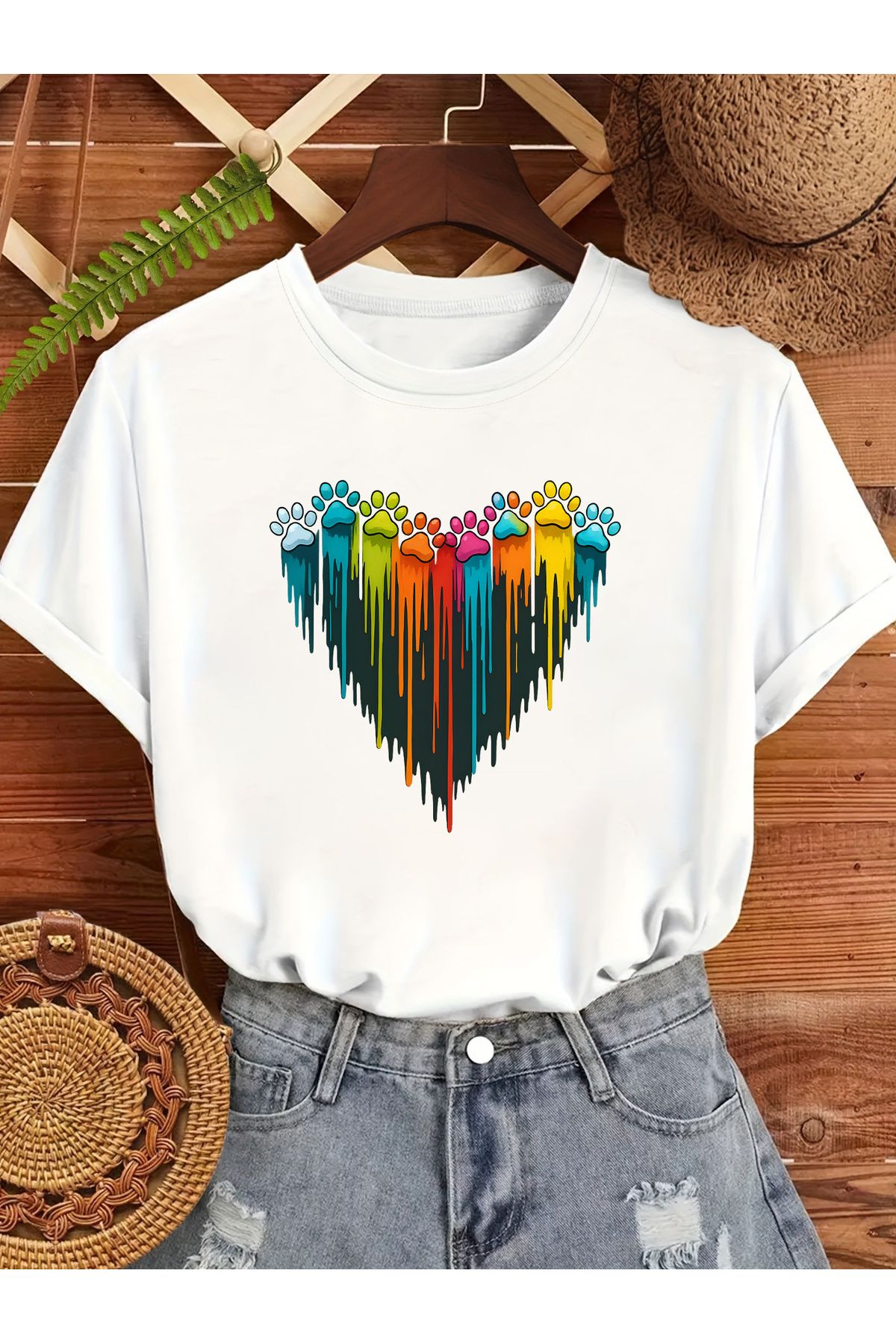 uyguntarz Unisex Sevimli Kedi Patili Kalp Tasarım Basklı Tshirt
