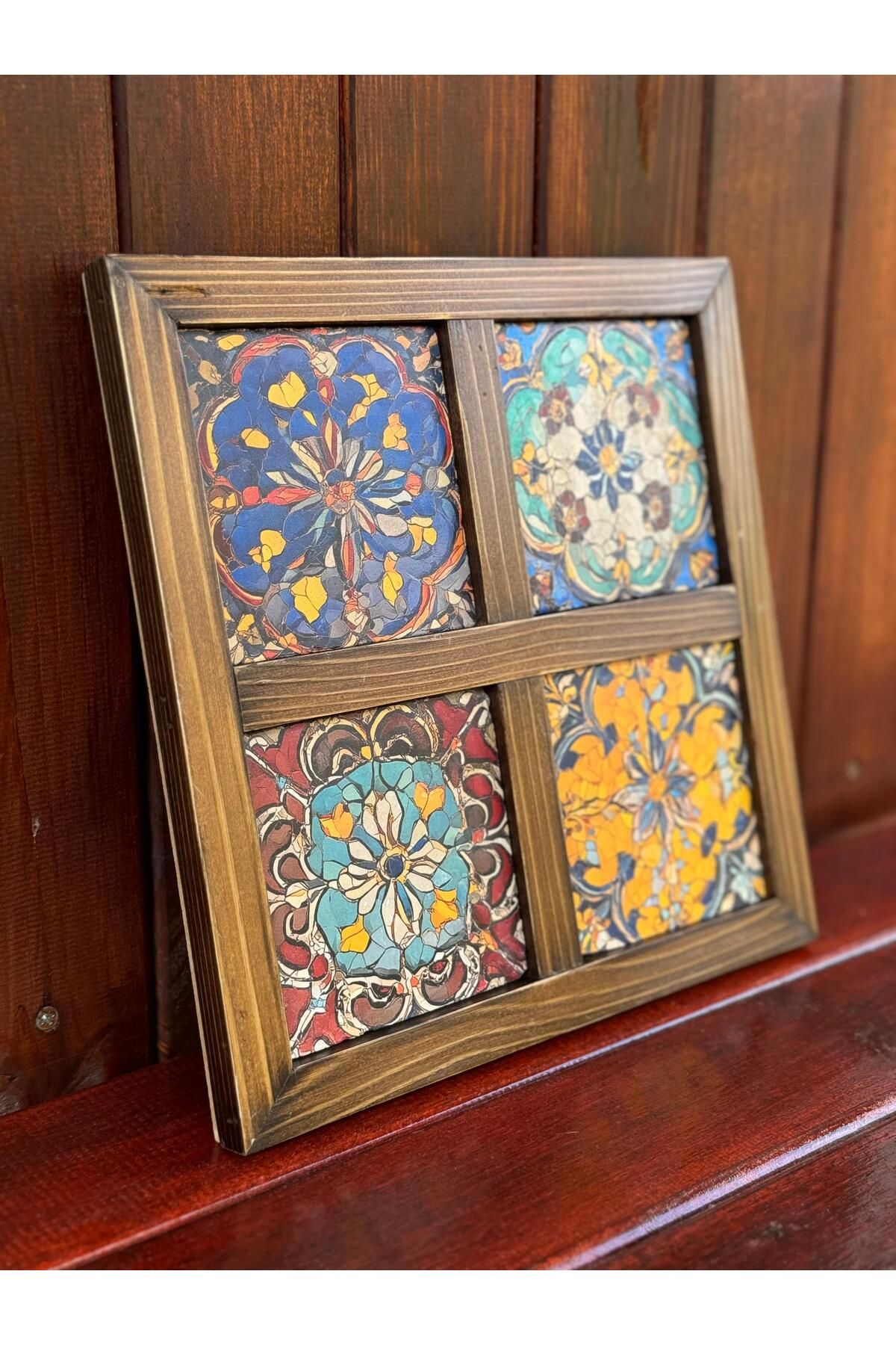 Butik Doğal Ahşap Çerçeveli UV Baskılı Taş Çerçeve 26x26 cm (Vitray 2 Desen)