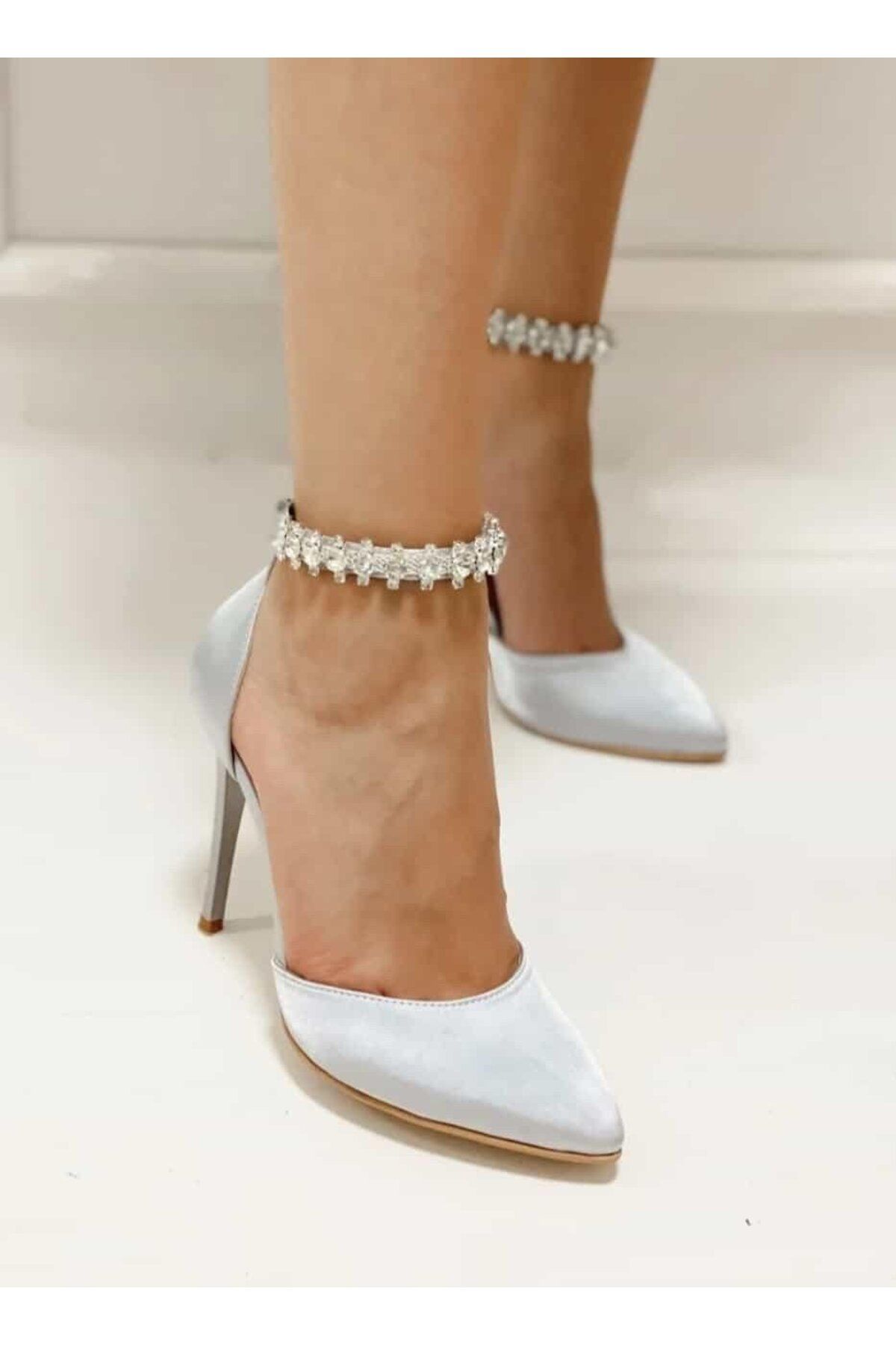 Nil Shoes Plena Gümüş Saten Topuklu Ayakkabı