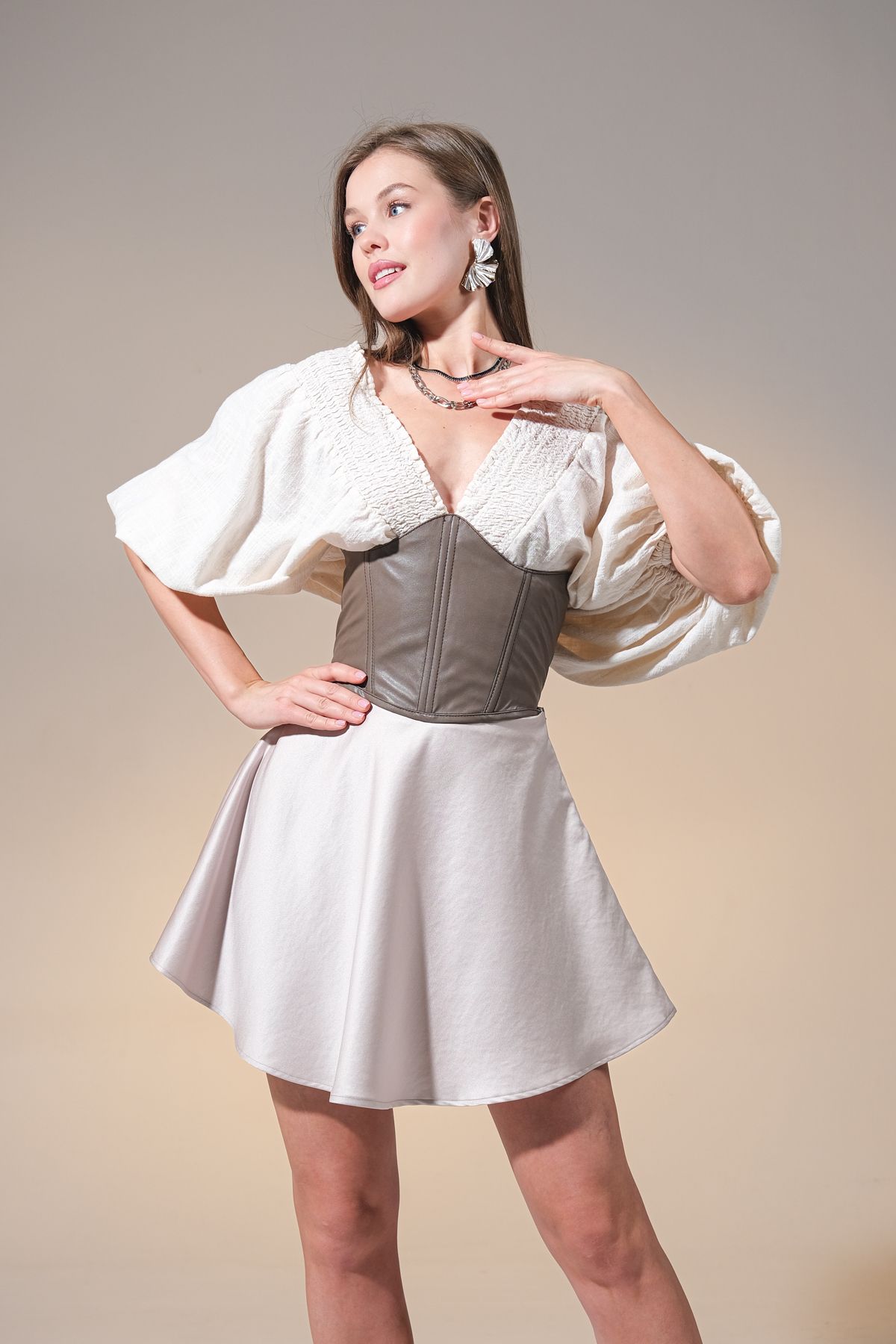 CHAROS Modern Deri Korse
