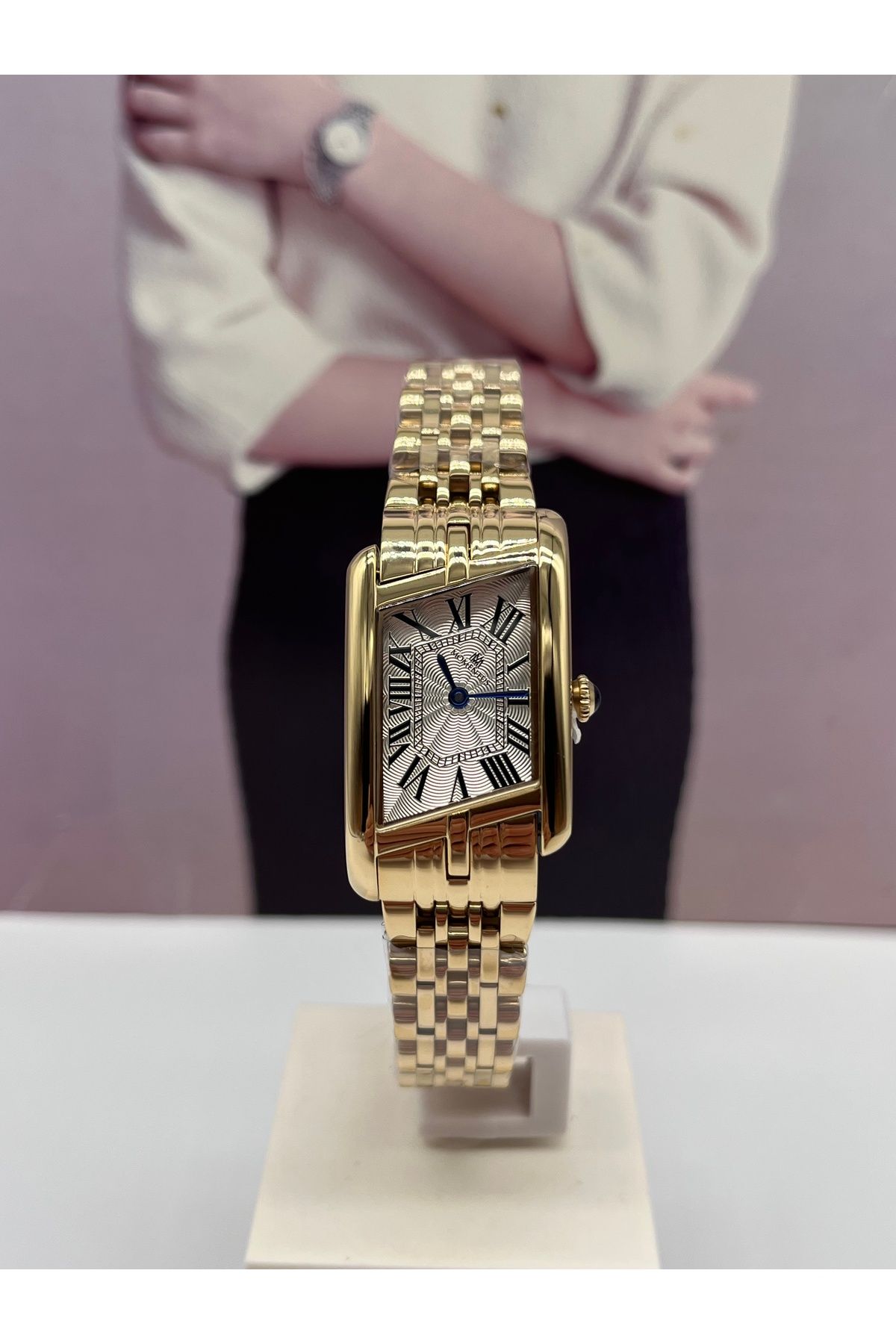 Momentus GOLD KLASİK KADIN KOL SAATİ TANK ASİMETRİK MODELİ 3 ATM SU GEÇİRMEZ 3 YIL GARANTİLİ