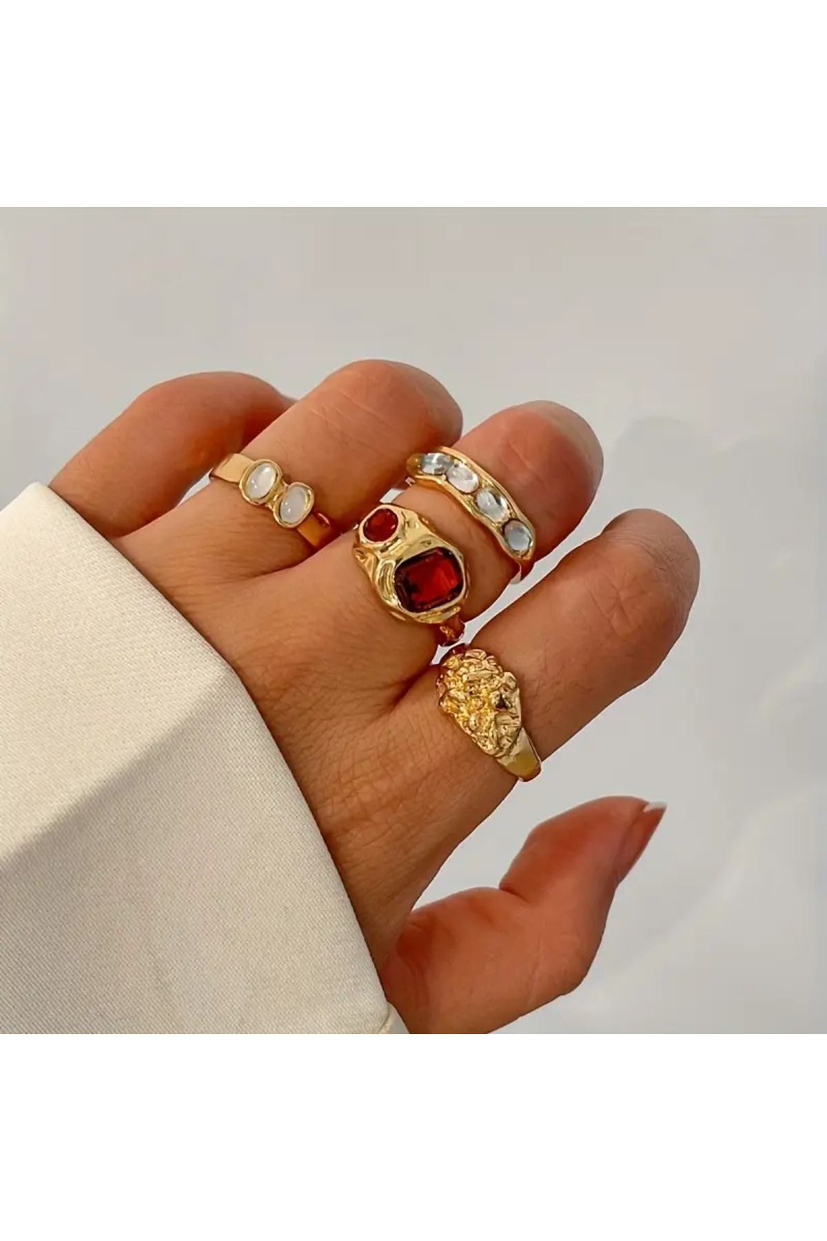 Takıtolia Olivien - 4 Adet Renkli Taşlı Retro Tasarım Çoklu Gold Altın Vintage Hediyelik Yüzük Seti