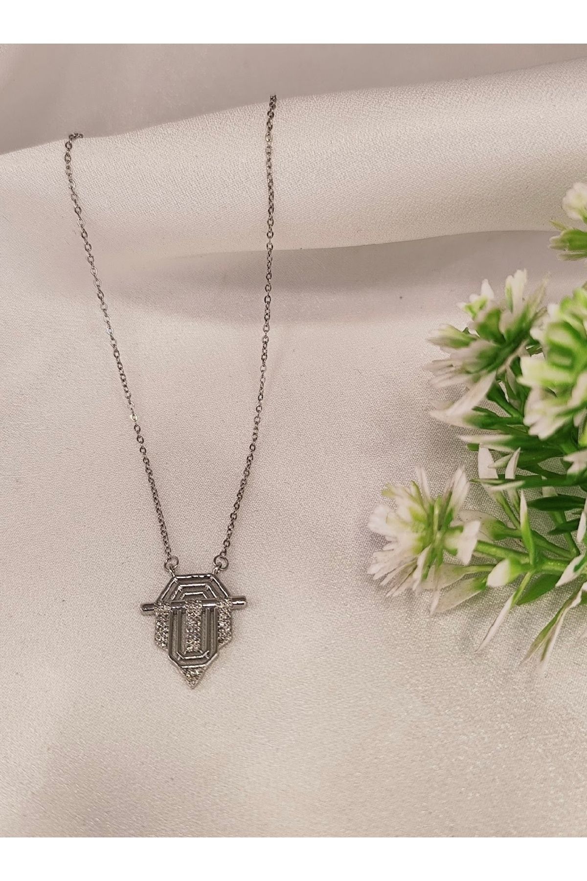 Grace Design Tasarım gümüş renk kadın kolye