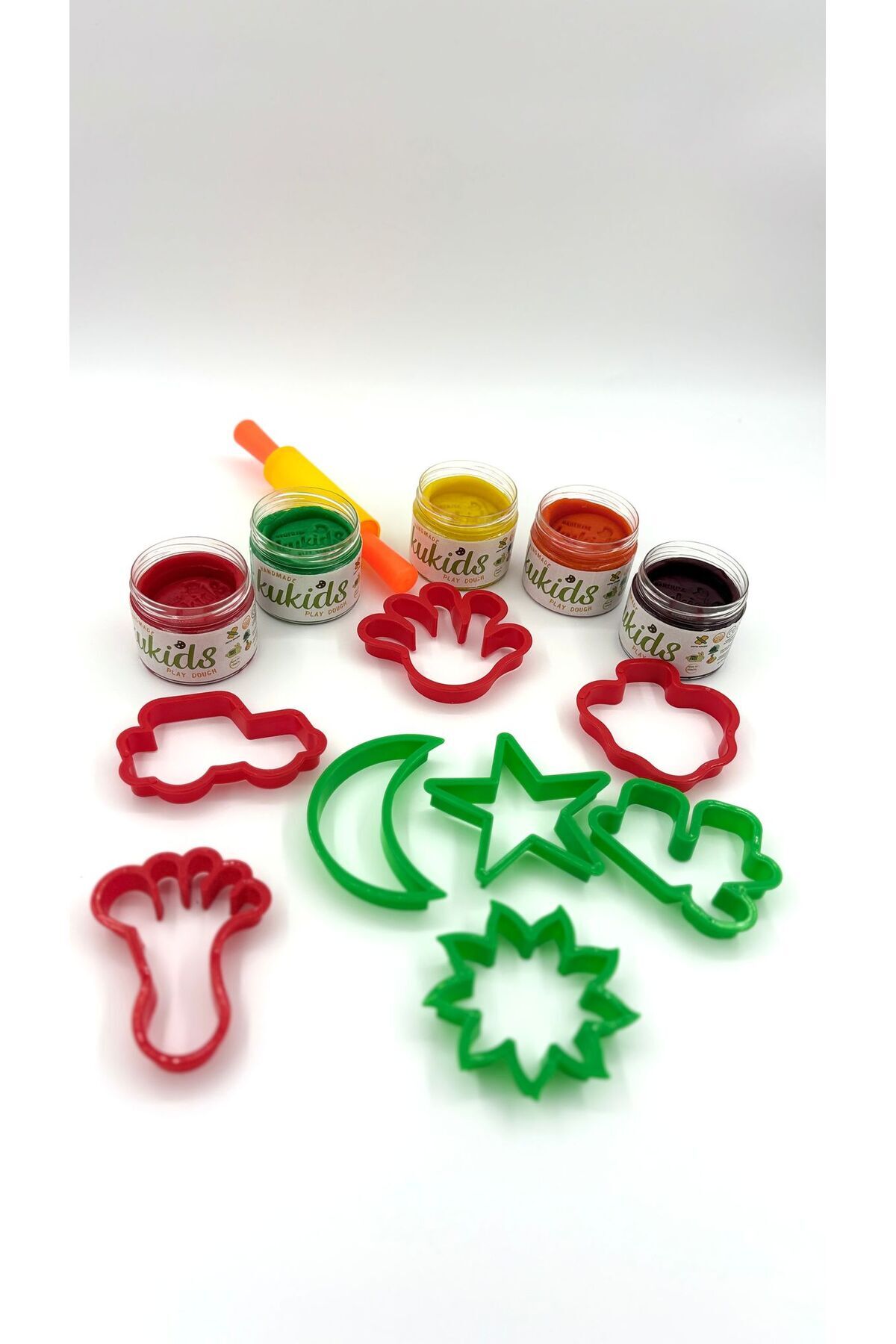 kukids play dough %100 Doğal(Organik)5 Renk(5x130gr) Oyun Hamuru 9 Parça Büyük Kalıplar ve Merdane