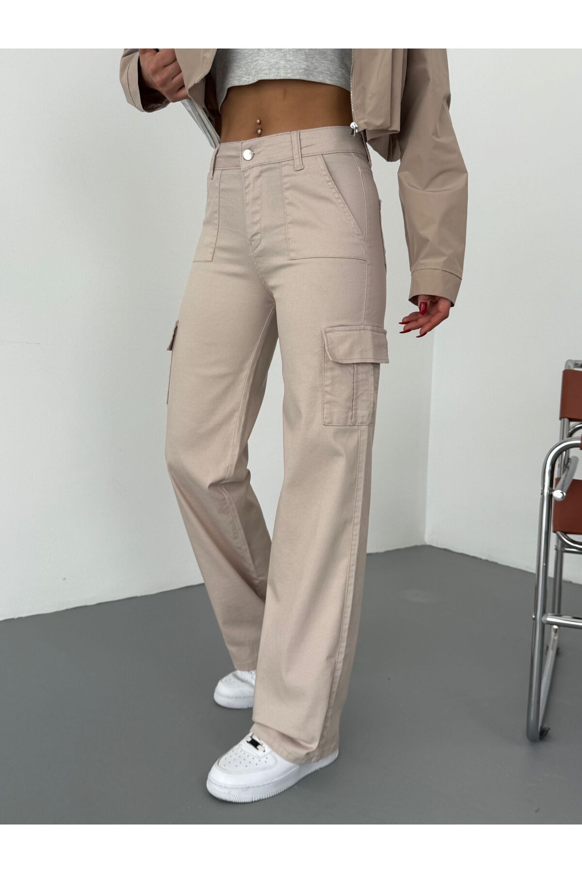 Wearflawless Kadın Kargo Cepli Gabardin Kumaş Yüksek Bel Pantolon