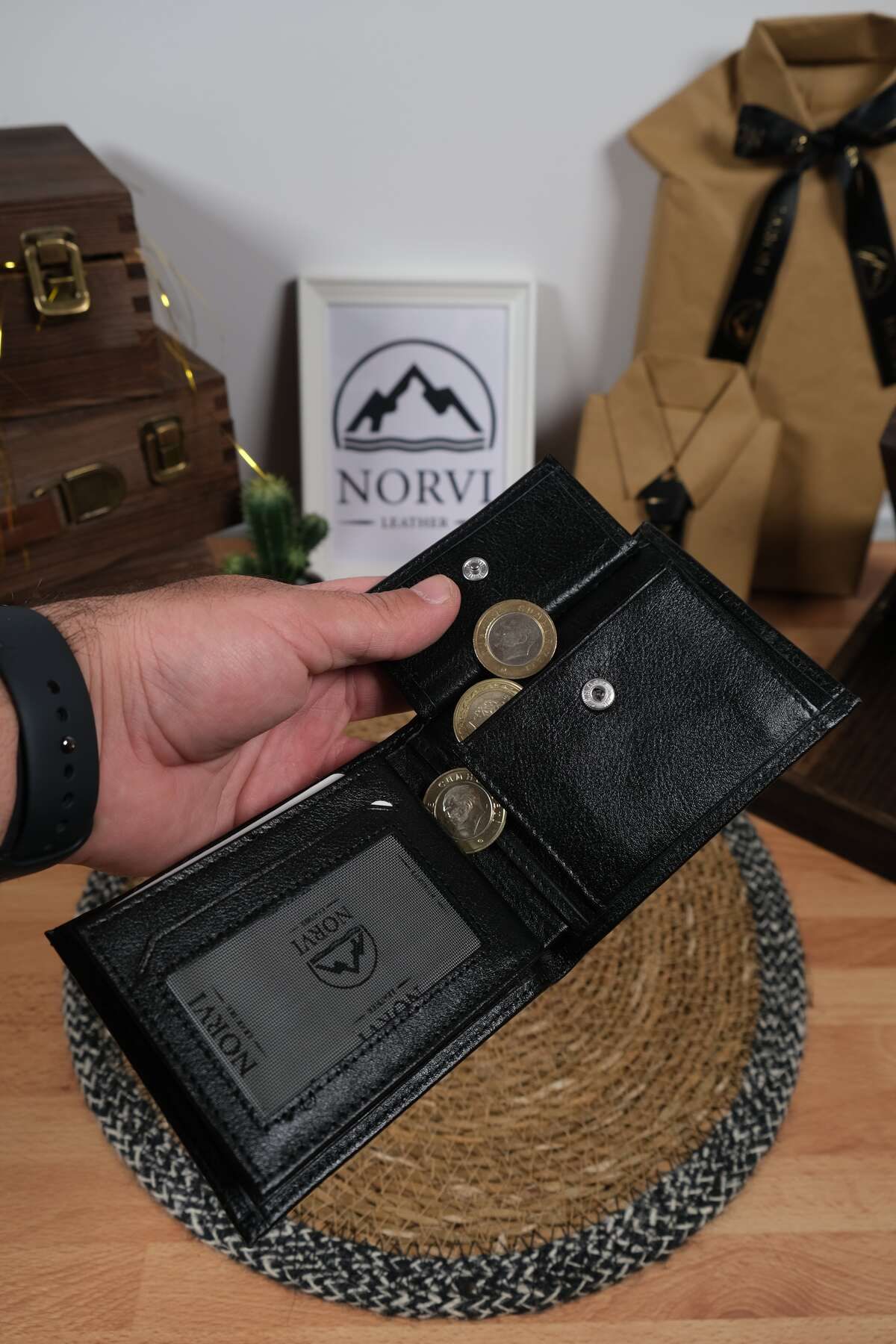 Norvi Leather Bozuk Para Bölmeli Hakiki Deri Cüzdan Siyah