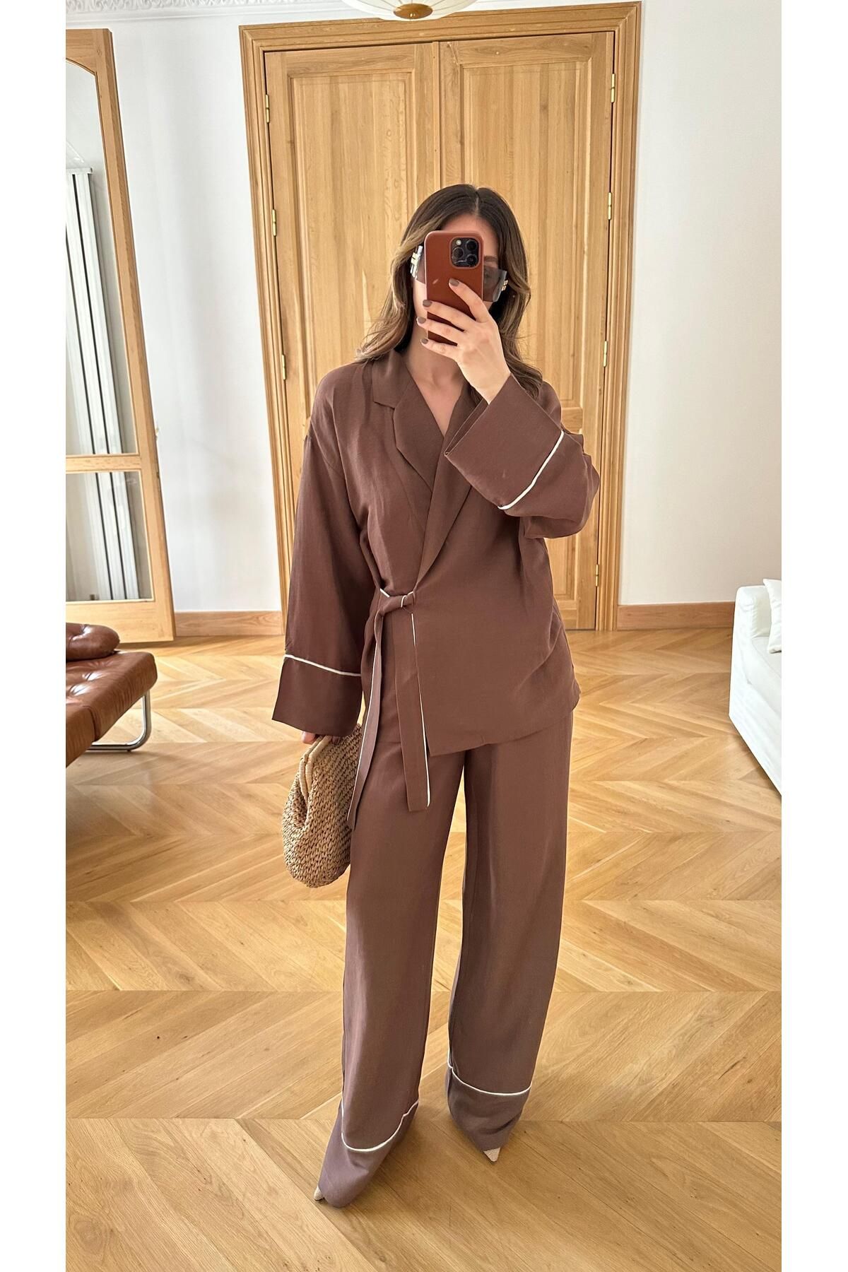 Lady Pixie Bağcıklı Biye Detaylı Kimono Beli Lastikli Pantolon Takım